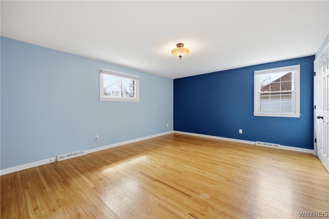 95 Autumnview Road