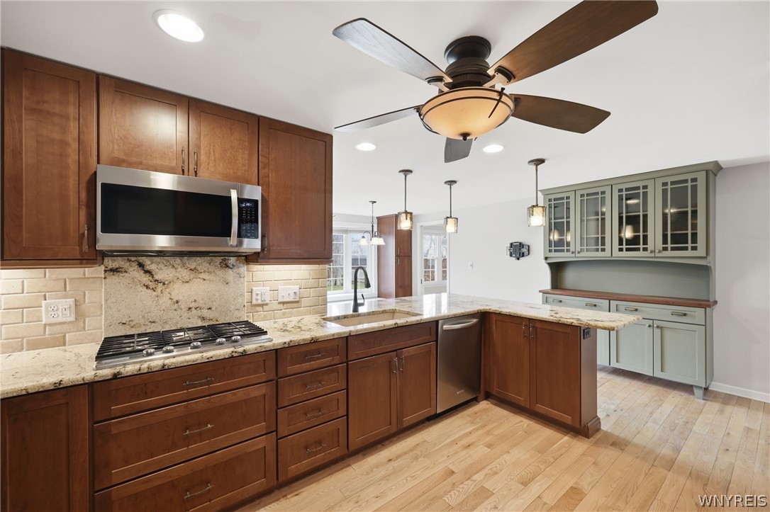 95 Autumnview Road
