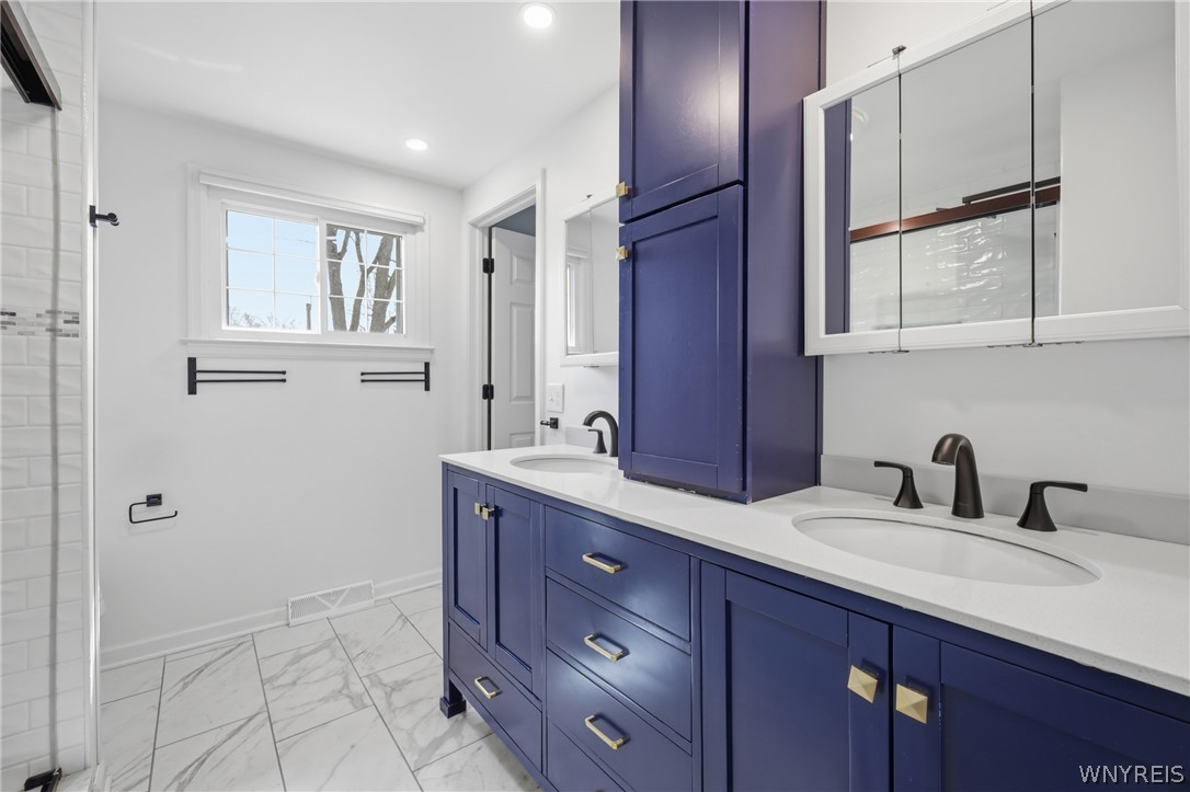 95 Autumnview Road