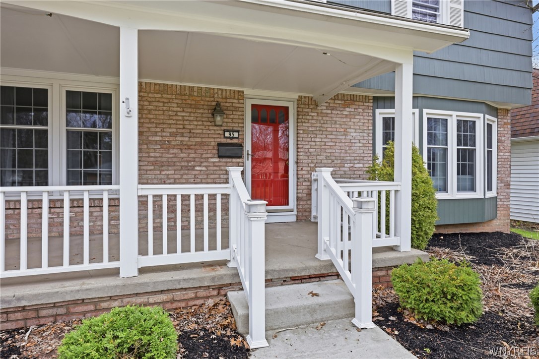 95 Autumnview Road