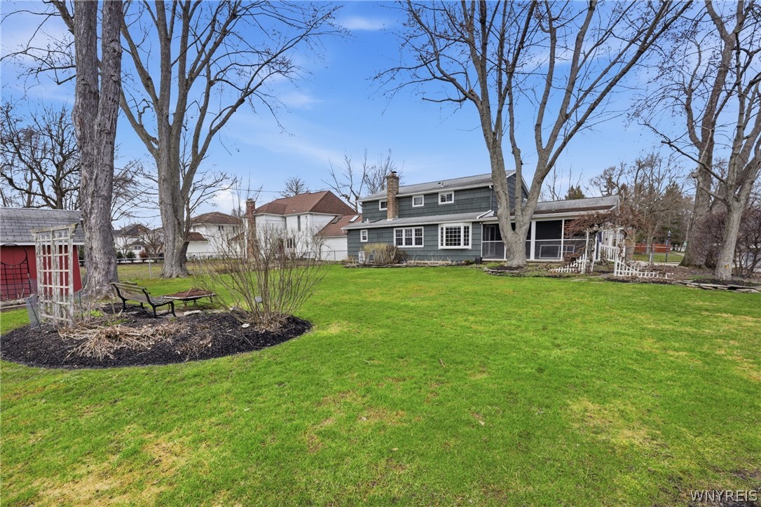 95 Autumnview Road