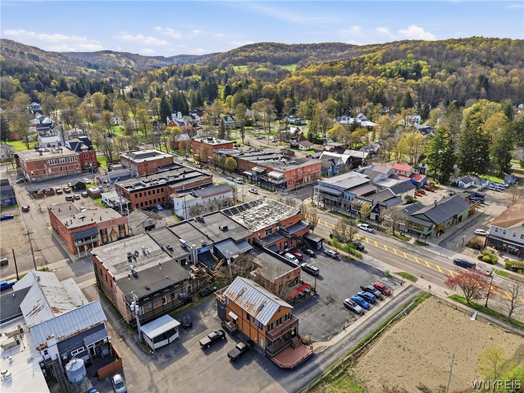6912 Ellicottville Maples Road