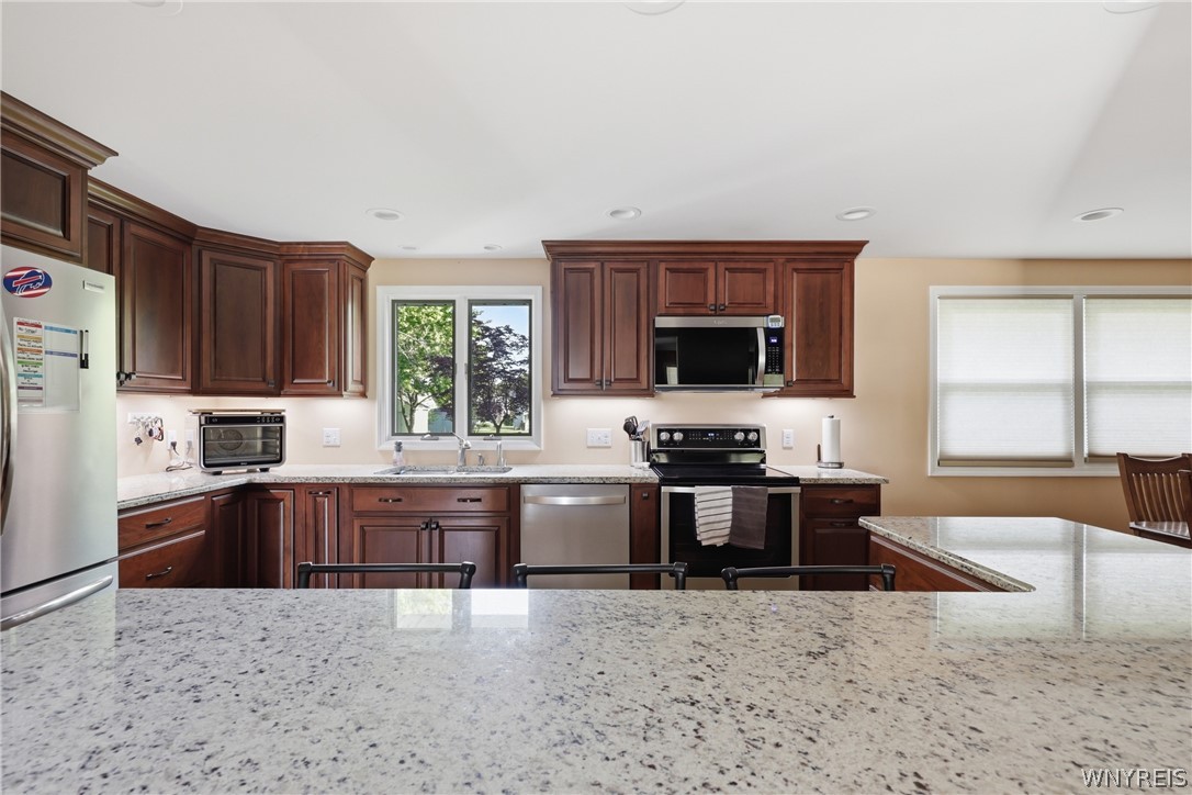 9646 Keller Road