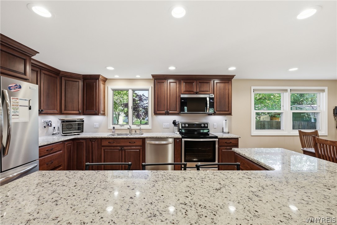 9646 Keller Road