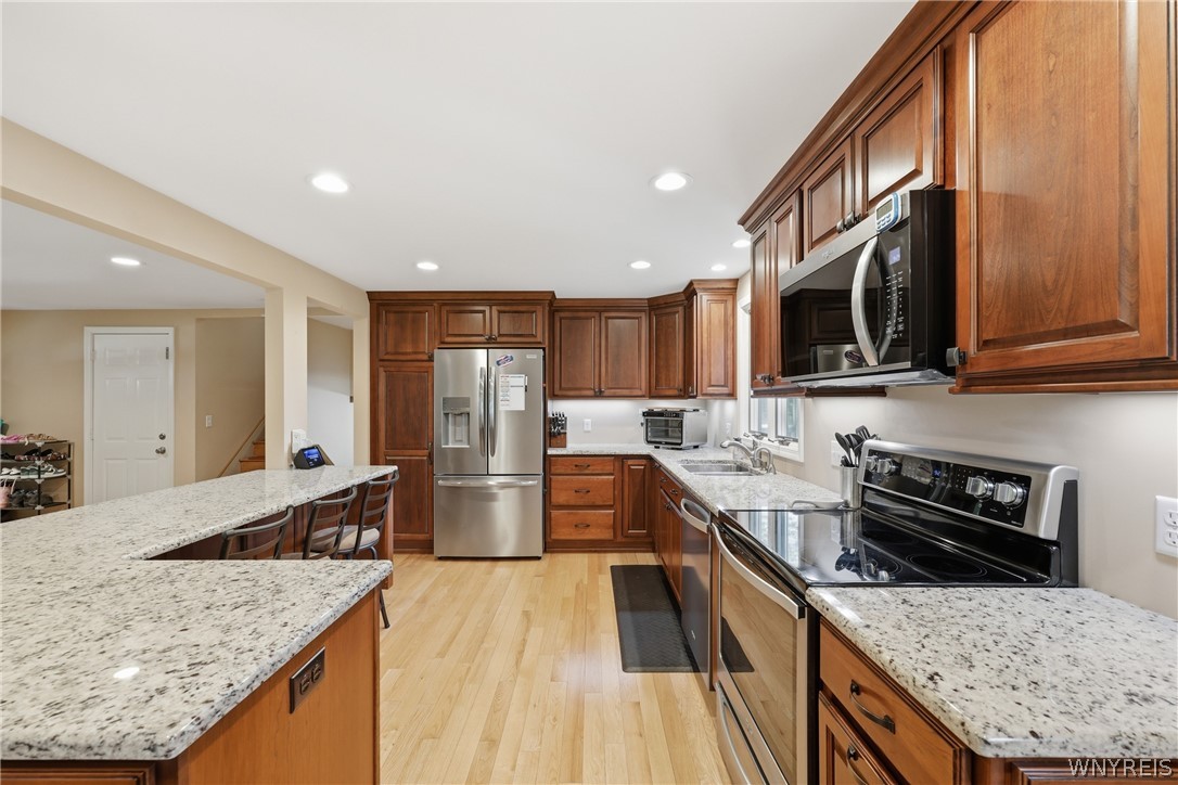 9646 Keller Road