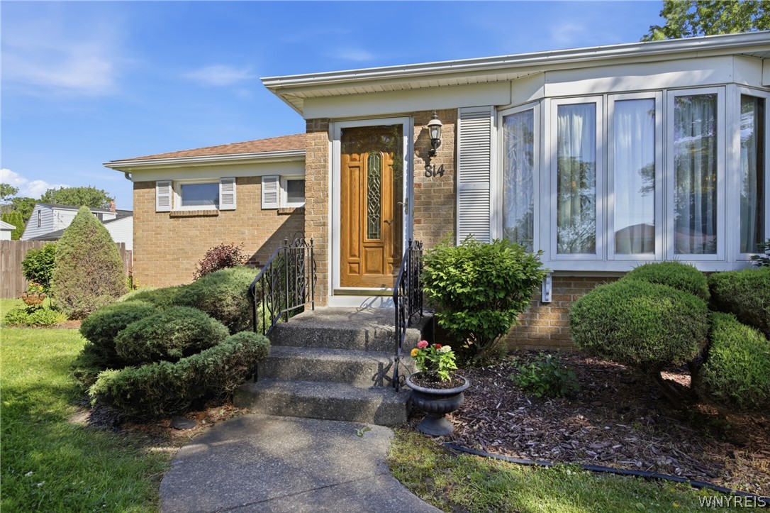 814 George Urban Boulevard