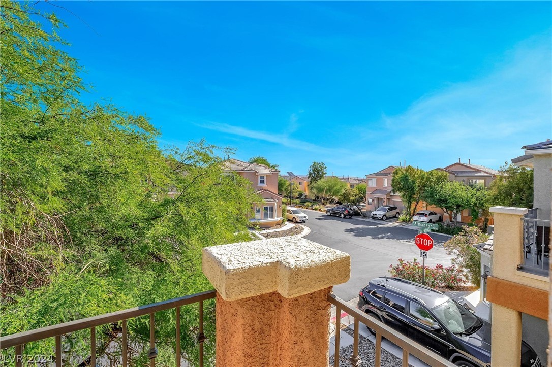 6073 Lazarro Court