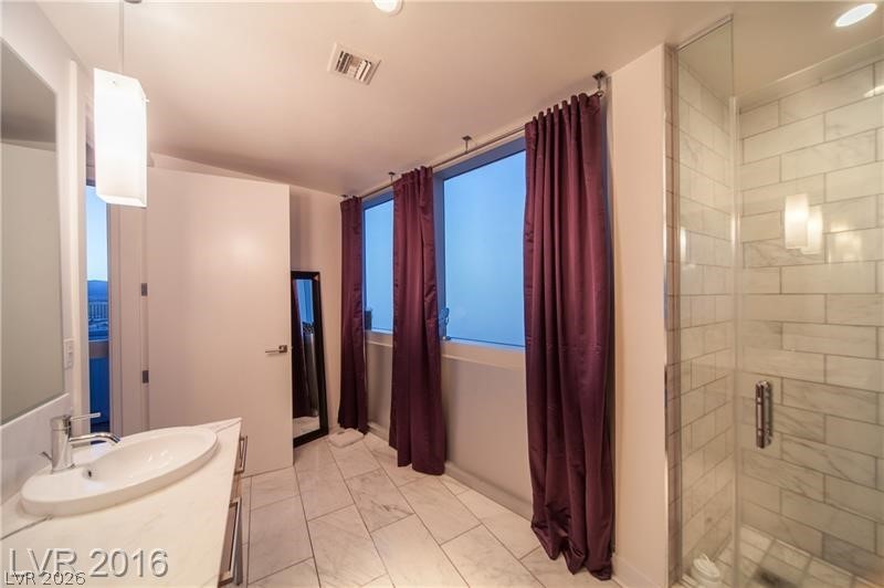 4471 Dean Martin Drive 3301