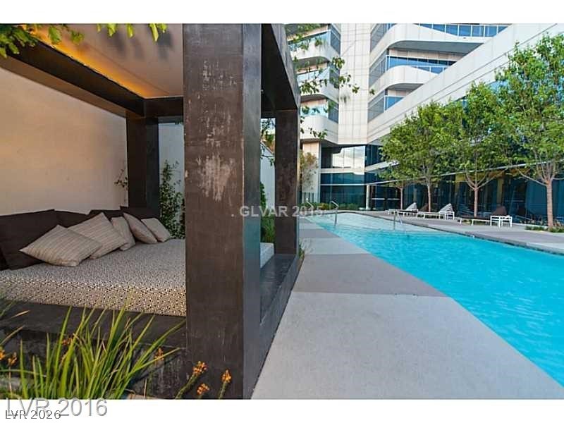 4471 Dean Martin Drive 3301