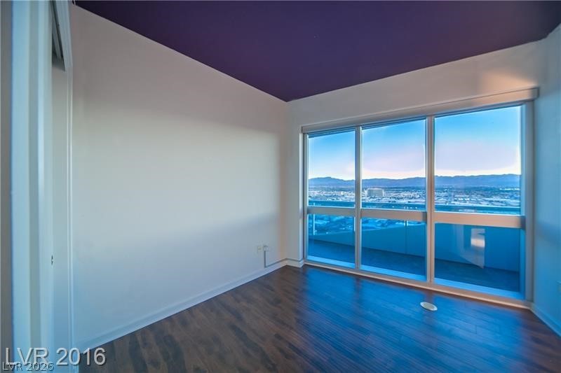 4471 Dean Martin Drive 3301