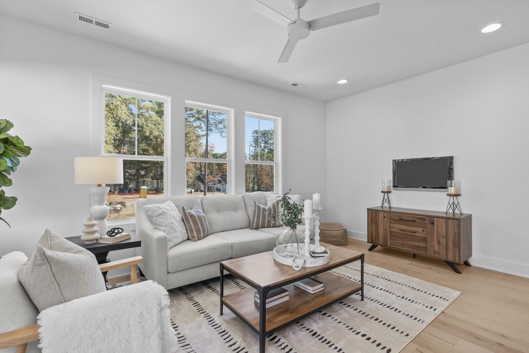 845 Athens Drive # 101
