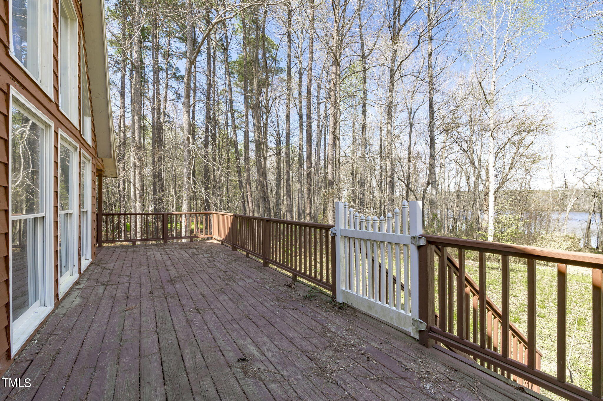 1905 Lake Wendell Road