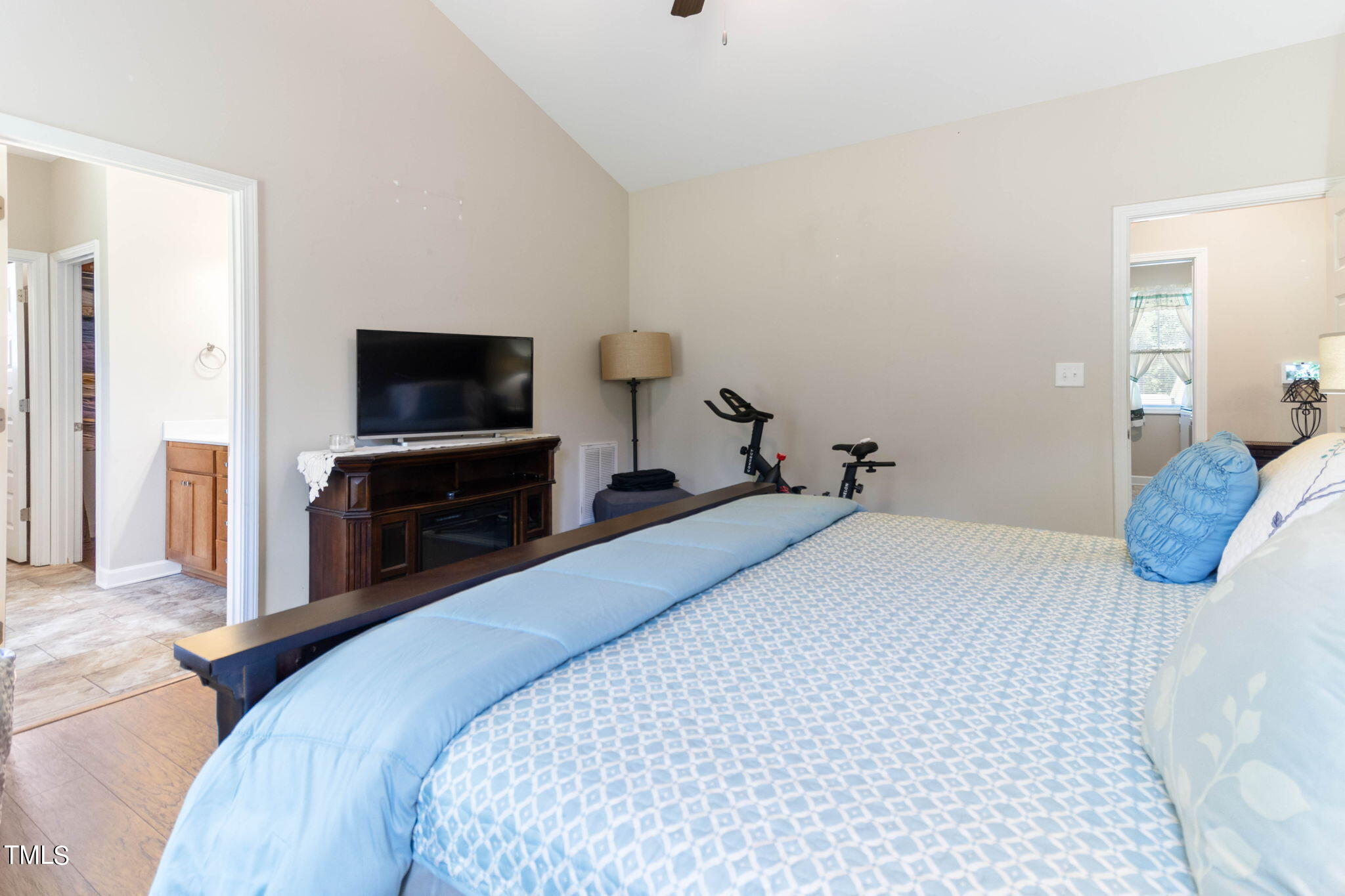 165 Stratocastor Drive