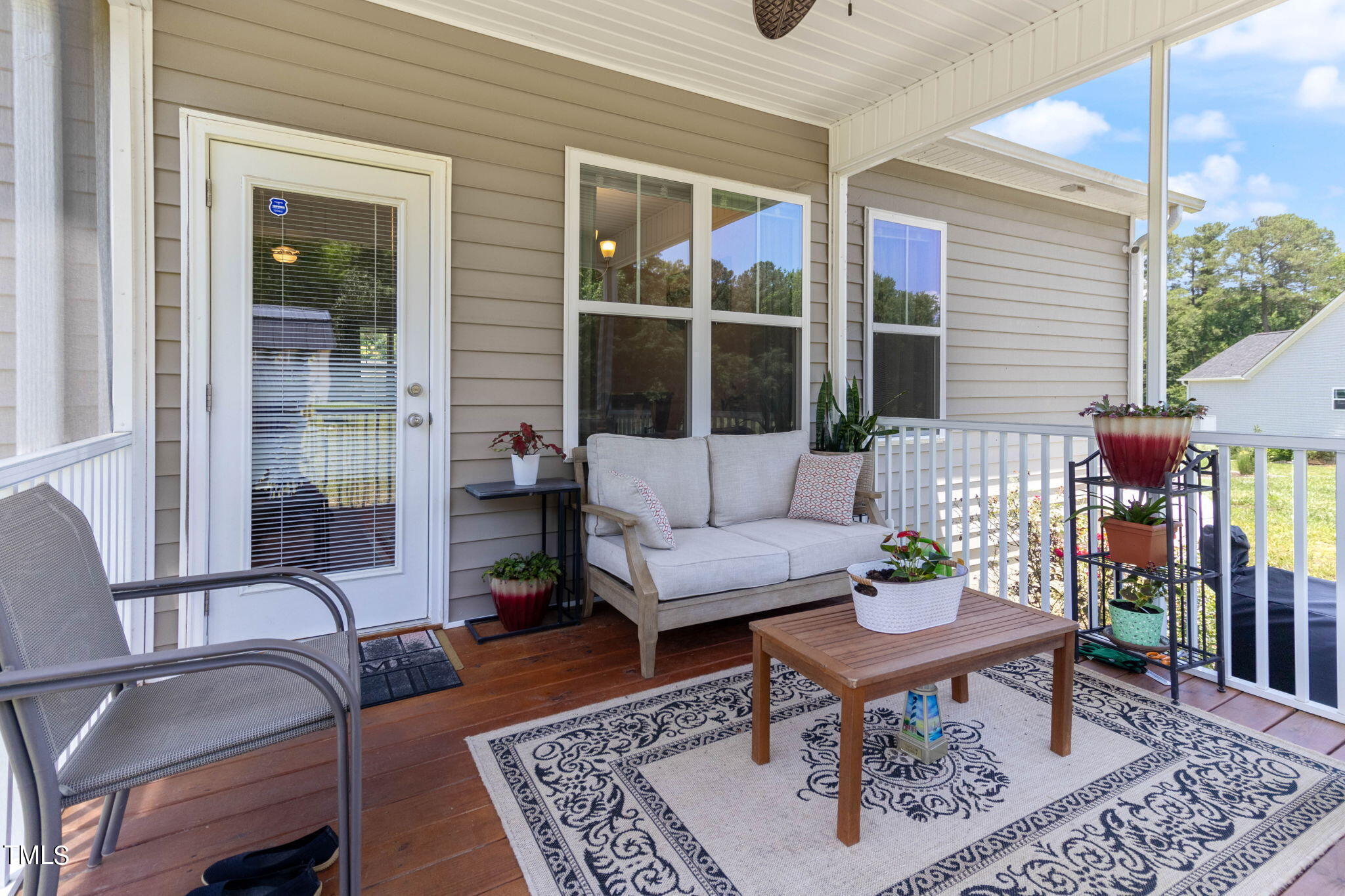165 Stratocastor Drive