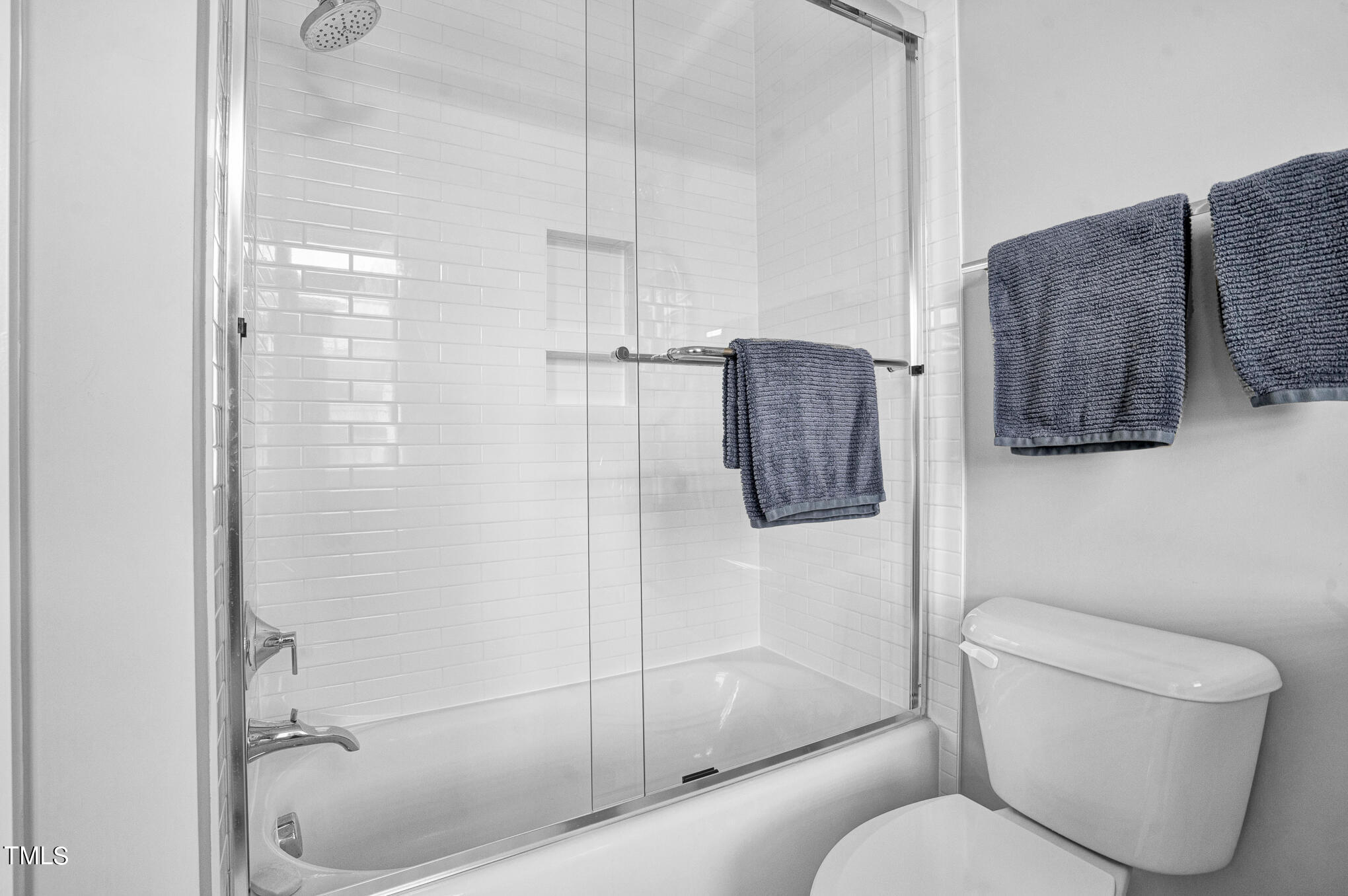 2121 Oberlin Village Drive # 107