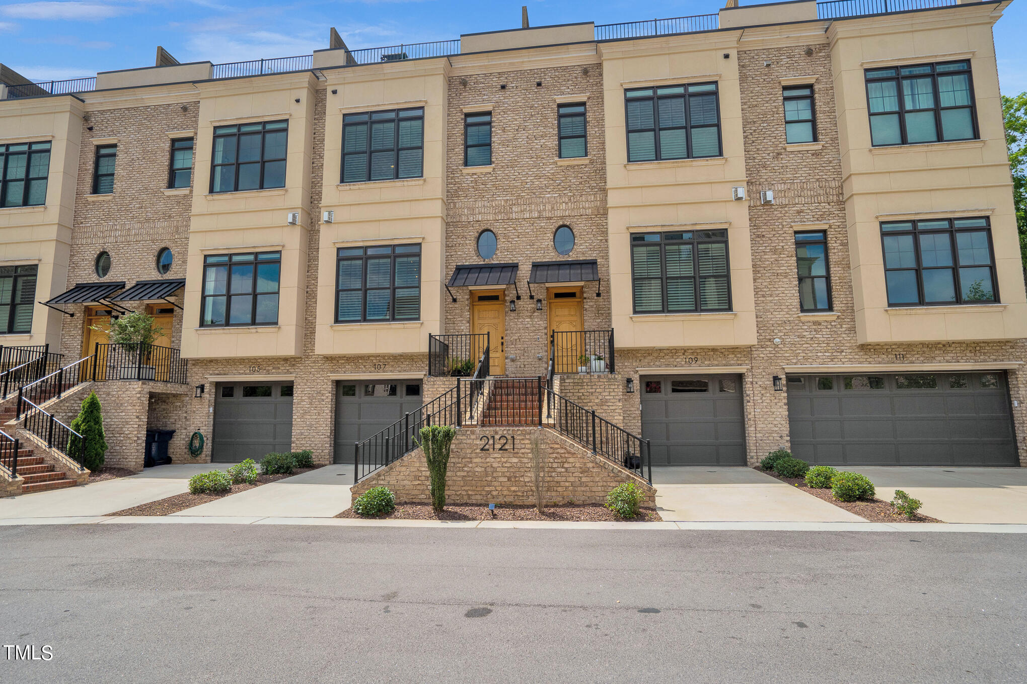 2121 Oberlin Village Drive # 107
