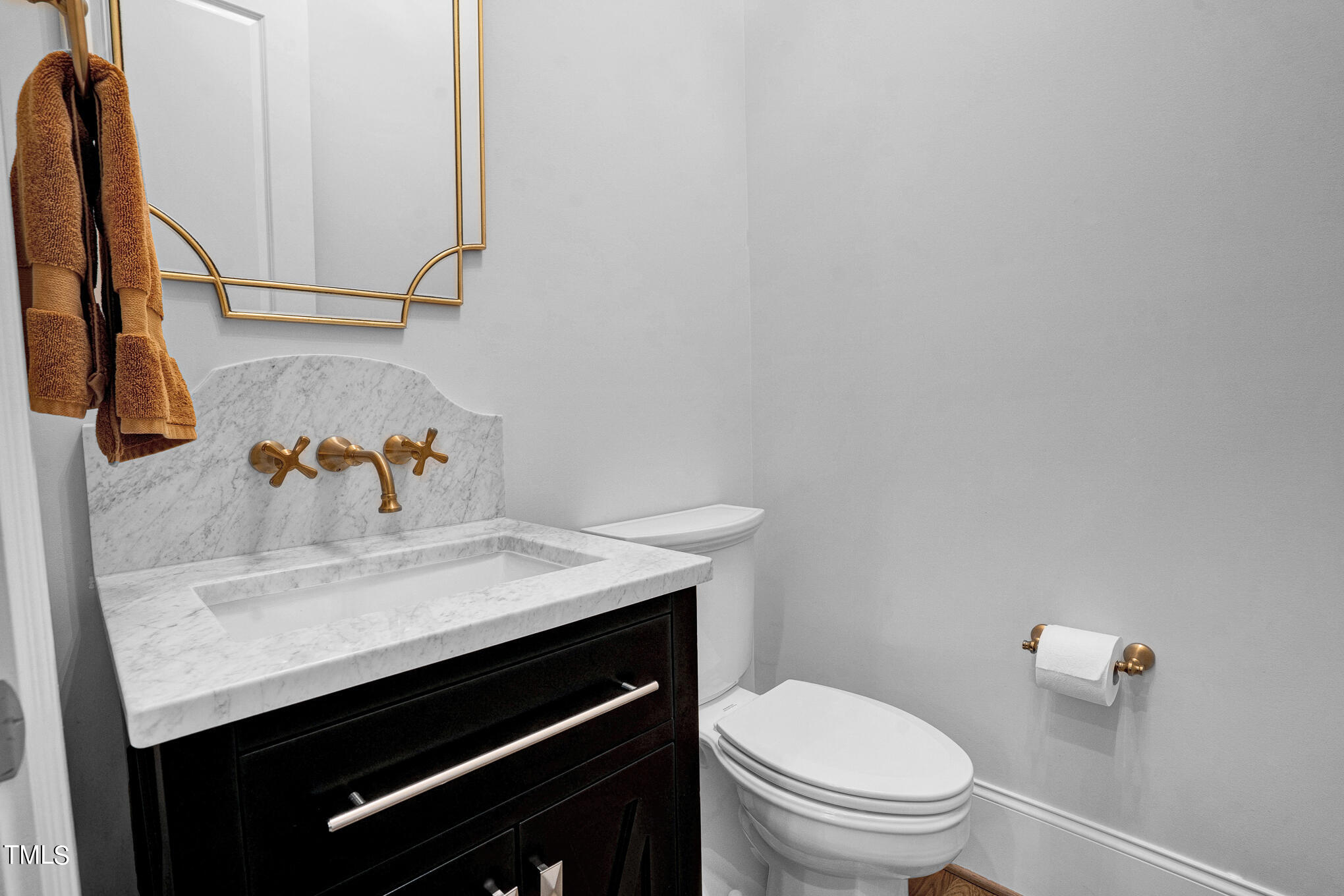 2121 Oberlin Village Drive # 107
