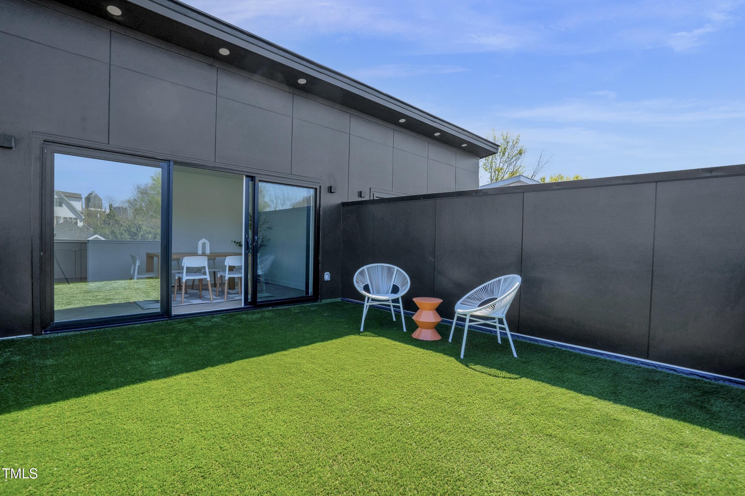409 Alston Street # 101