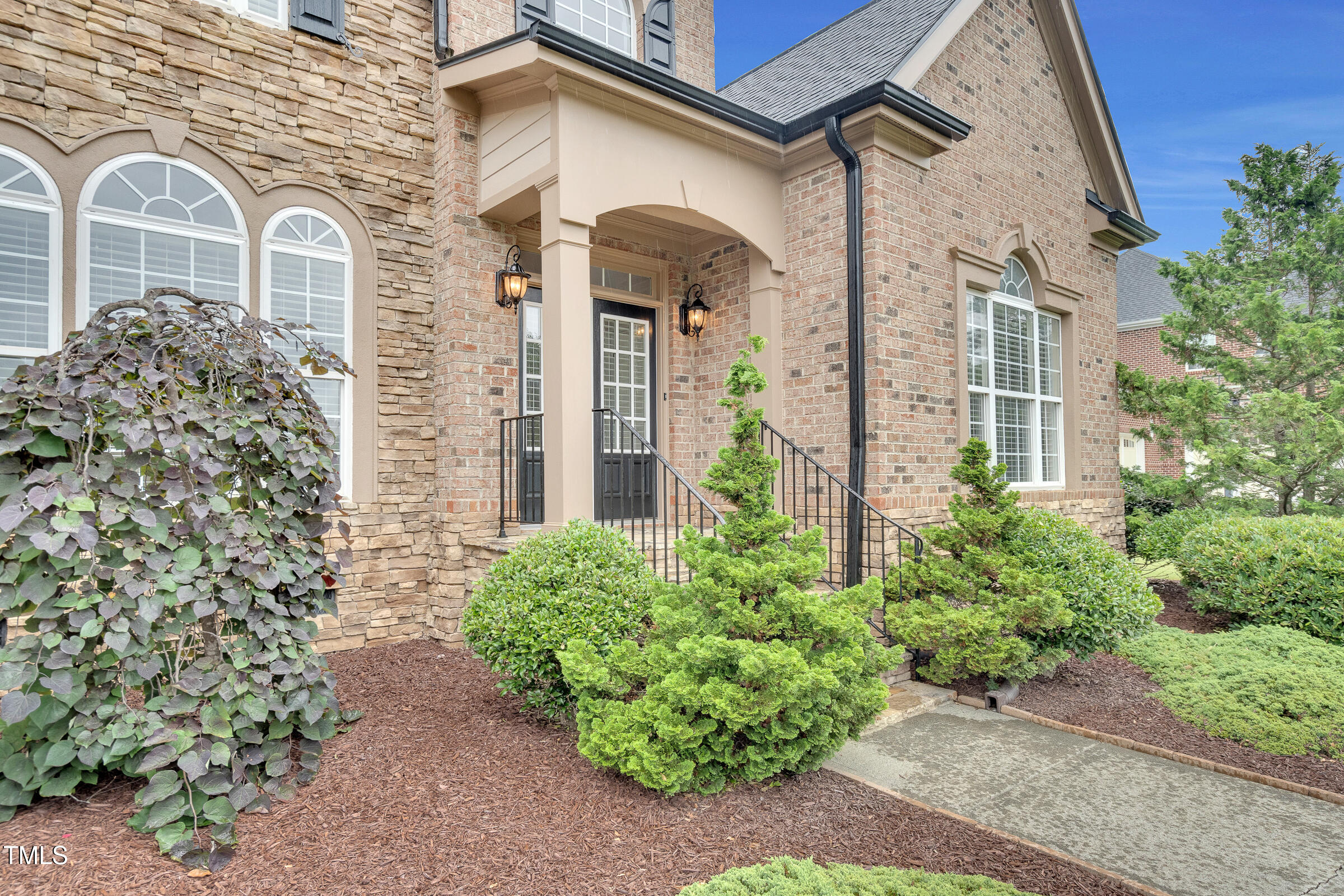 216 Creststone Drive