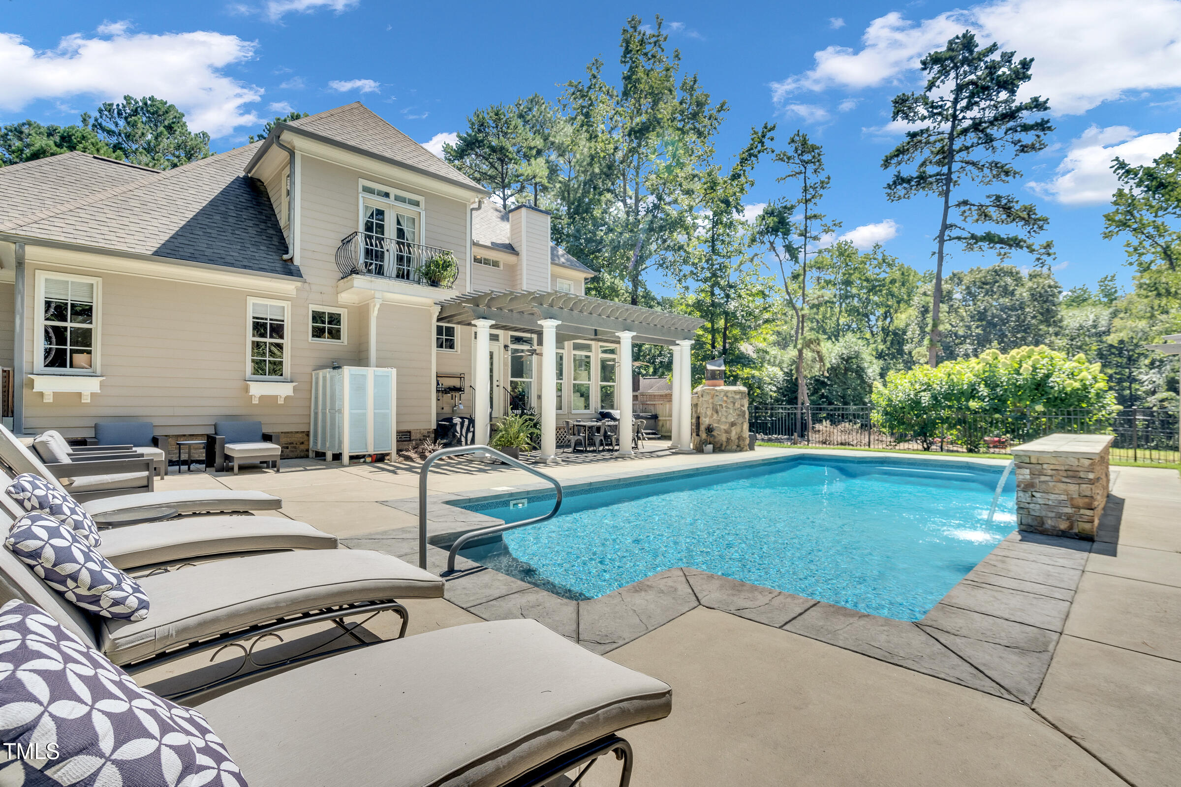 70 Calabria Court