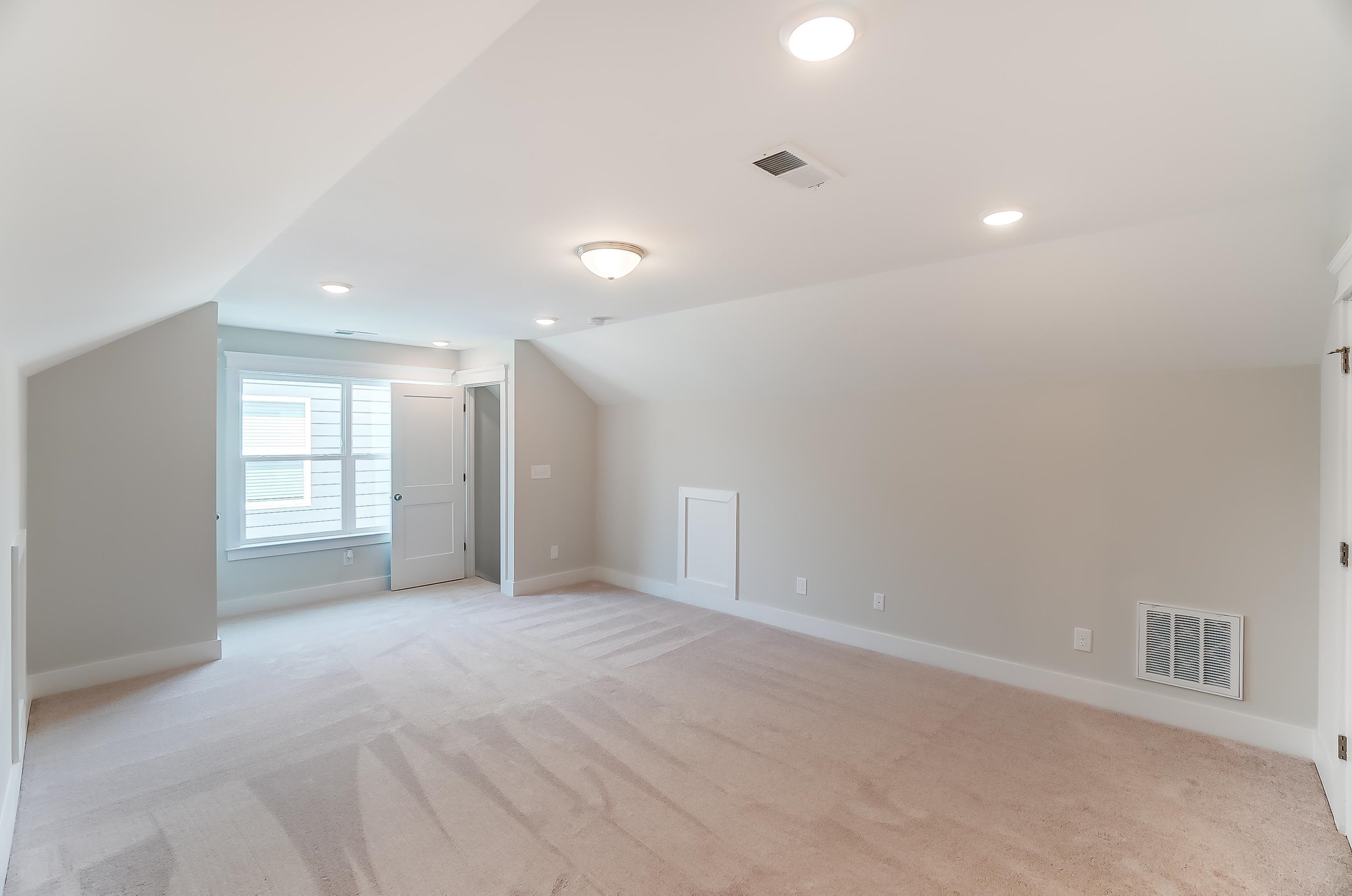 2112 Seneca Drive Lot 24