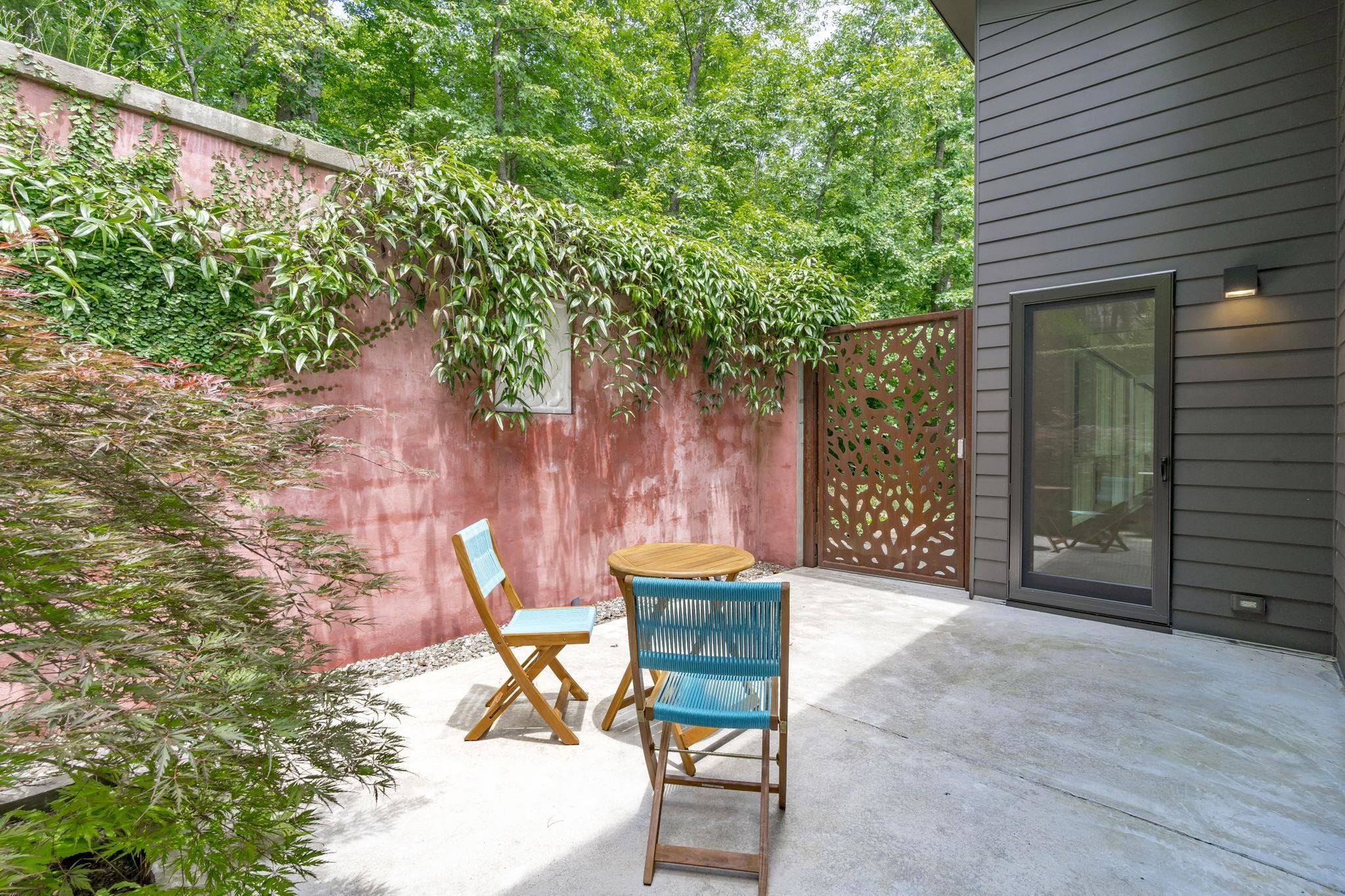 105 Whistling Tree Court