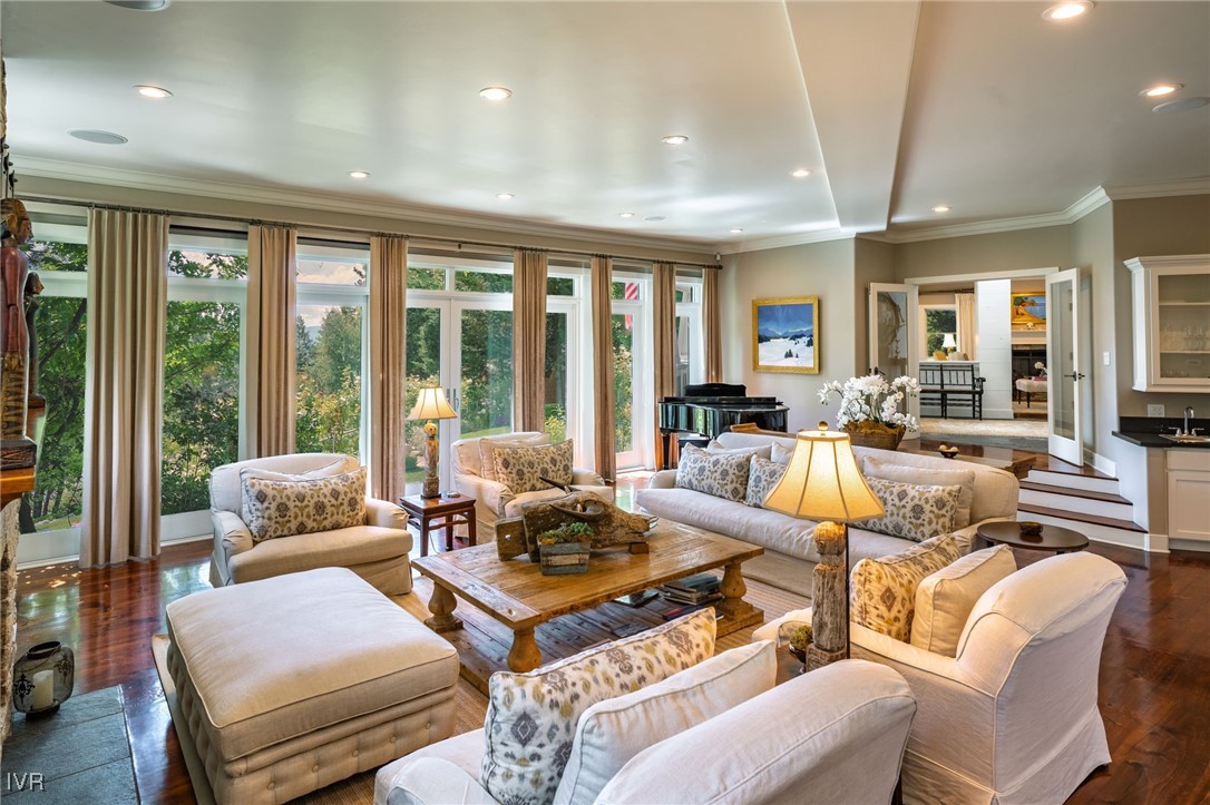 1964 Glenbrook House Road