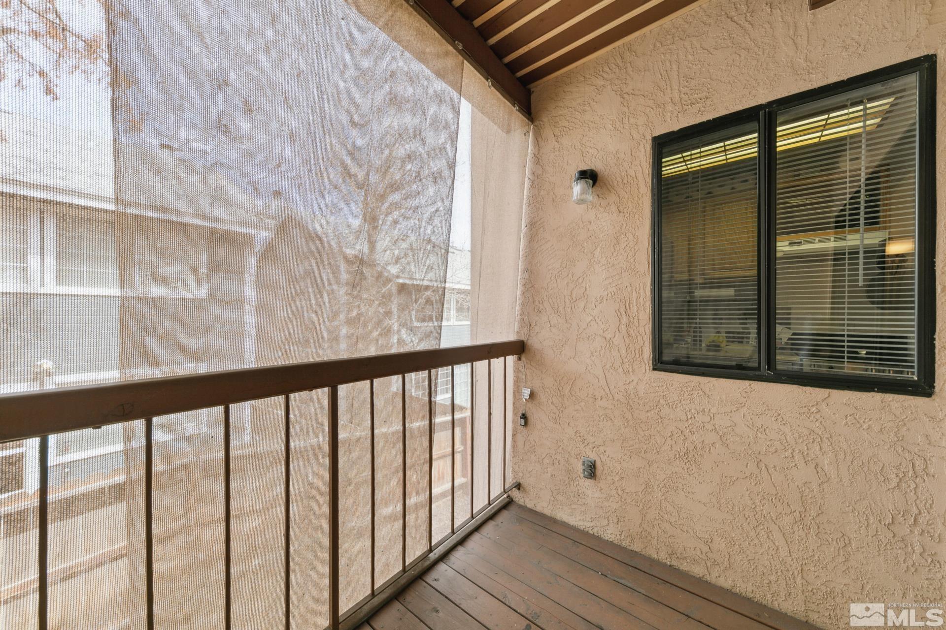 2750 Plumas Street, 212