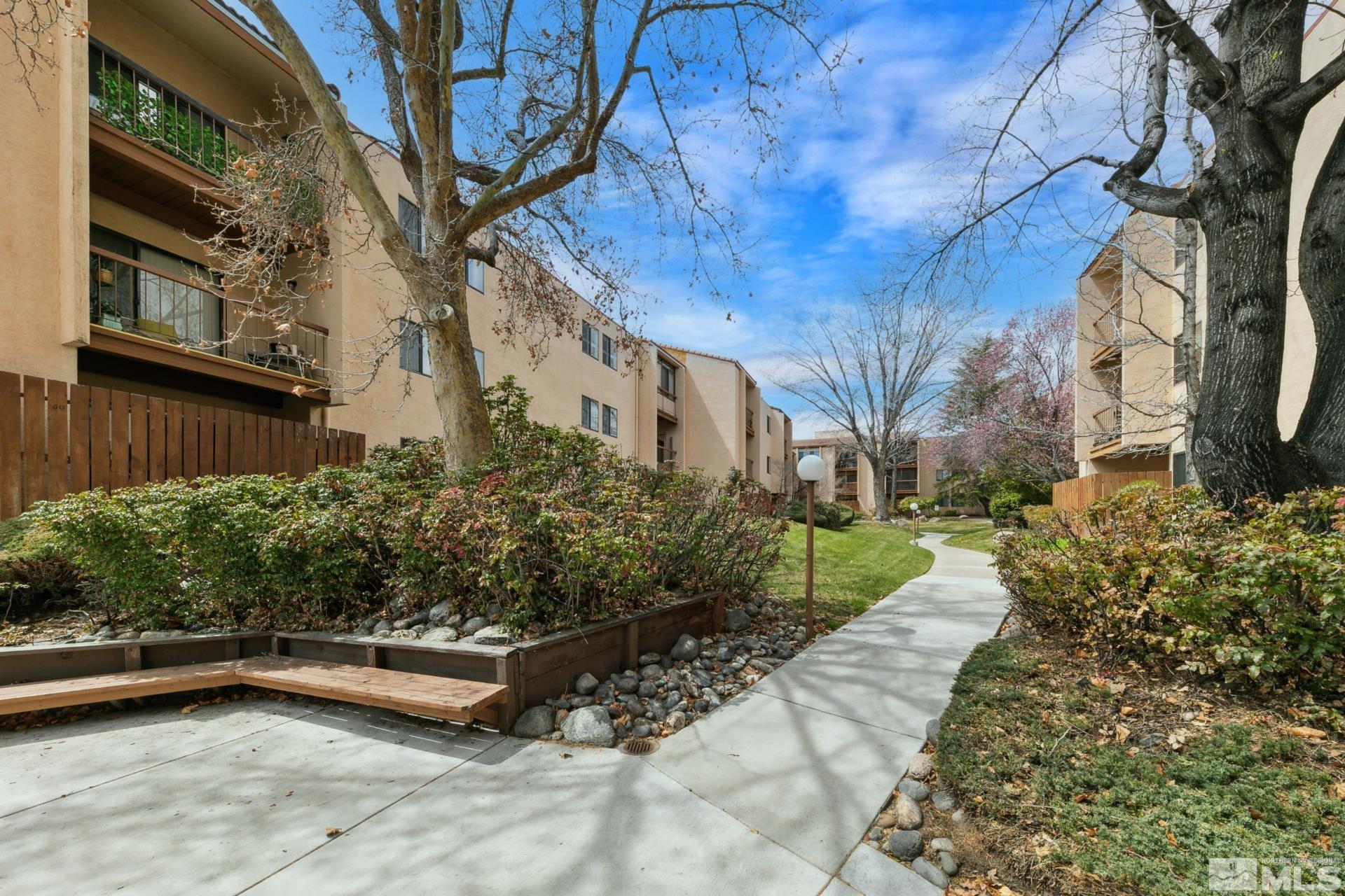 2750 Plumas Street, 212