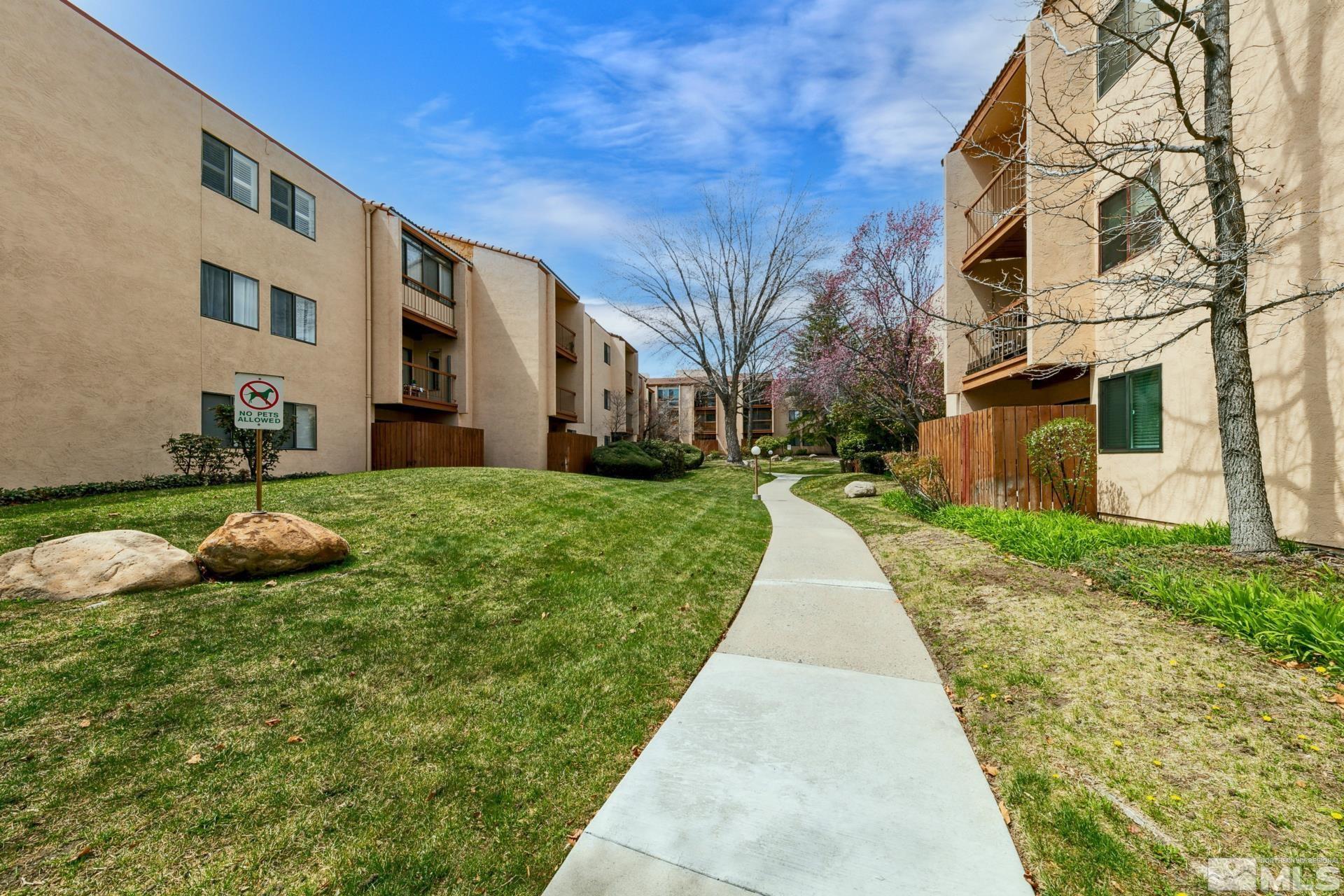 2750 Plumas Street, 212