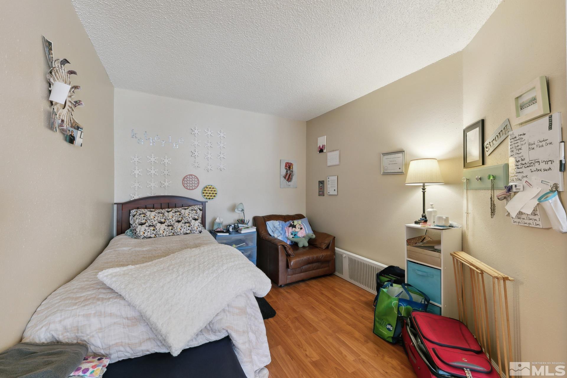 2750 Plumas Street, 212