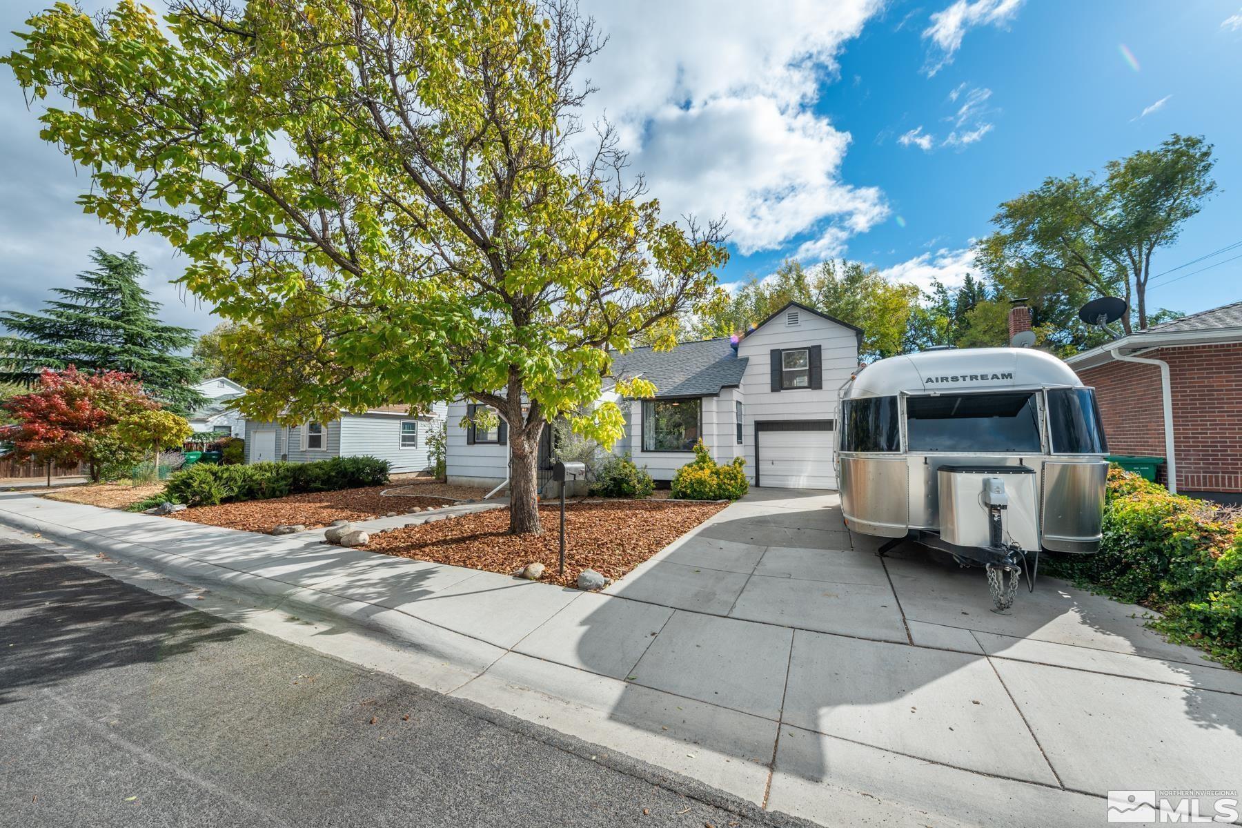 470 Glenmanor Drive