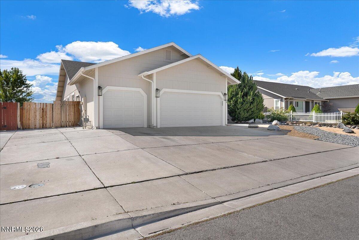 2400 Pileus Road