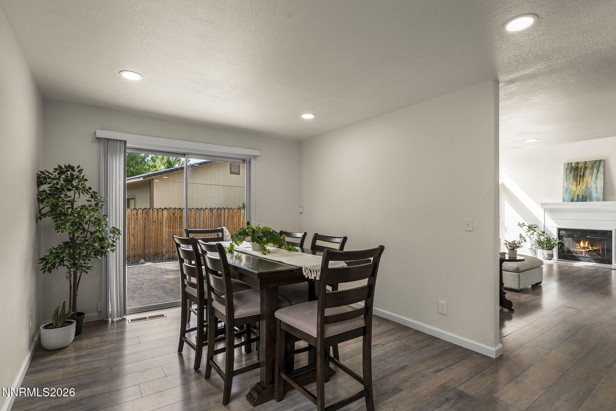 7585 Lighthouse Lane