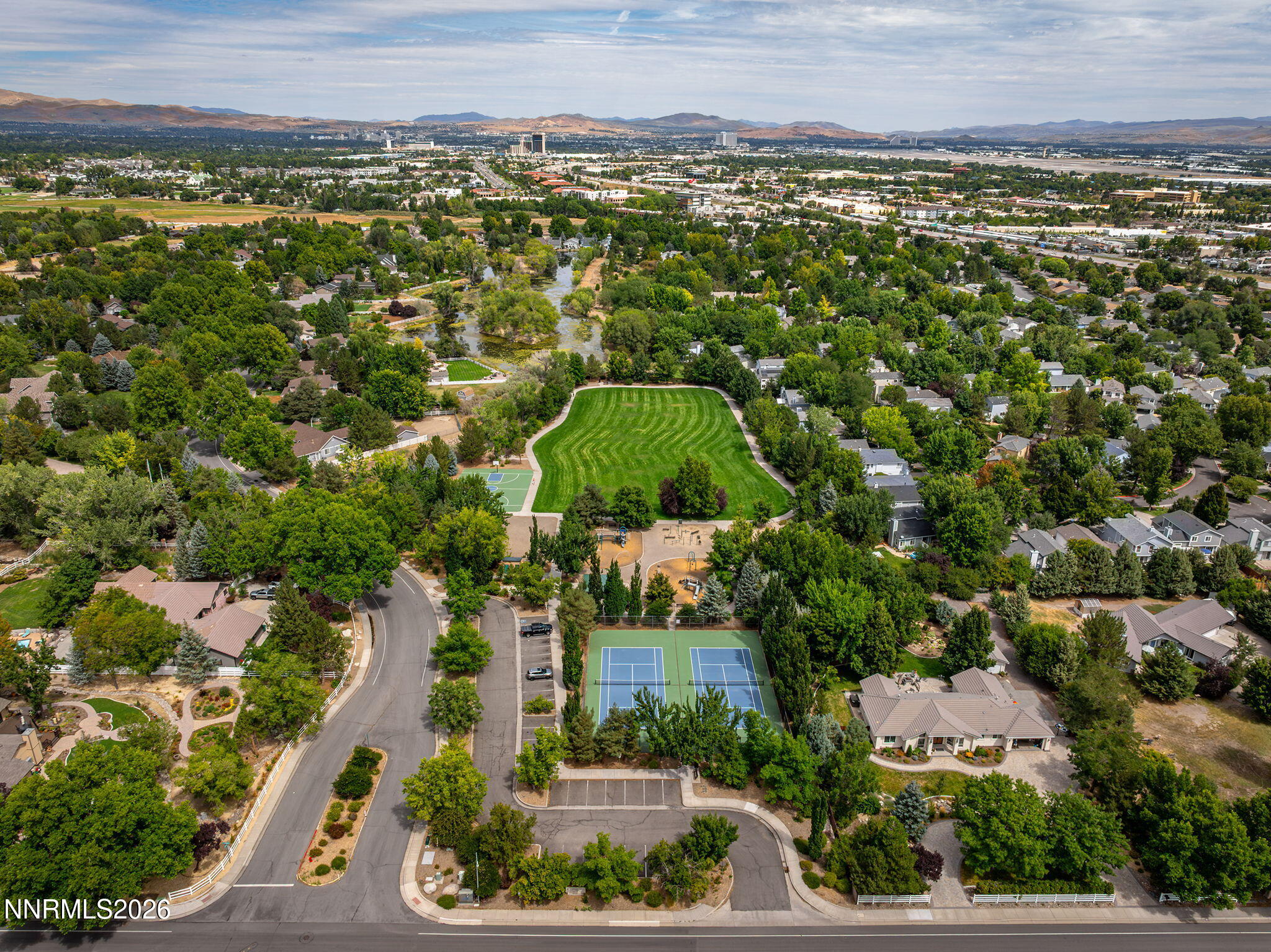 7585 Lighthouse Lane