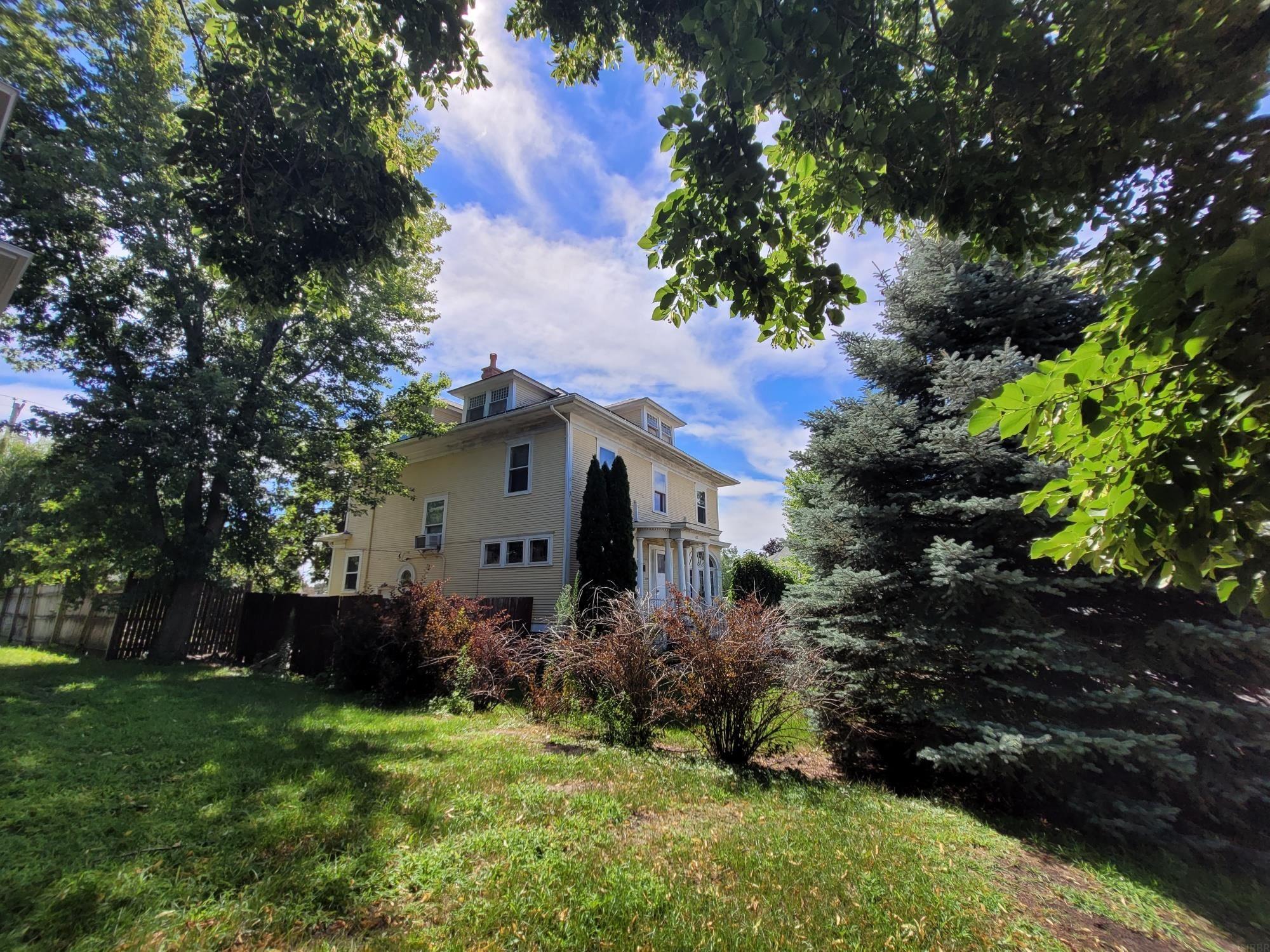 403 N Frederick Avenue