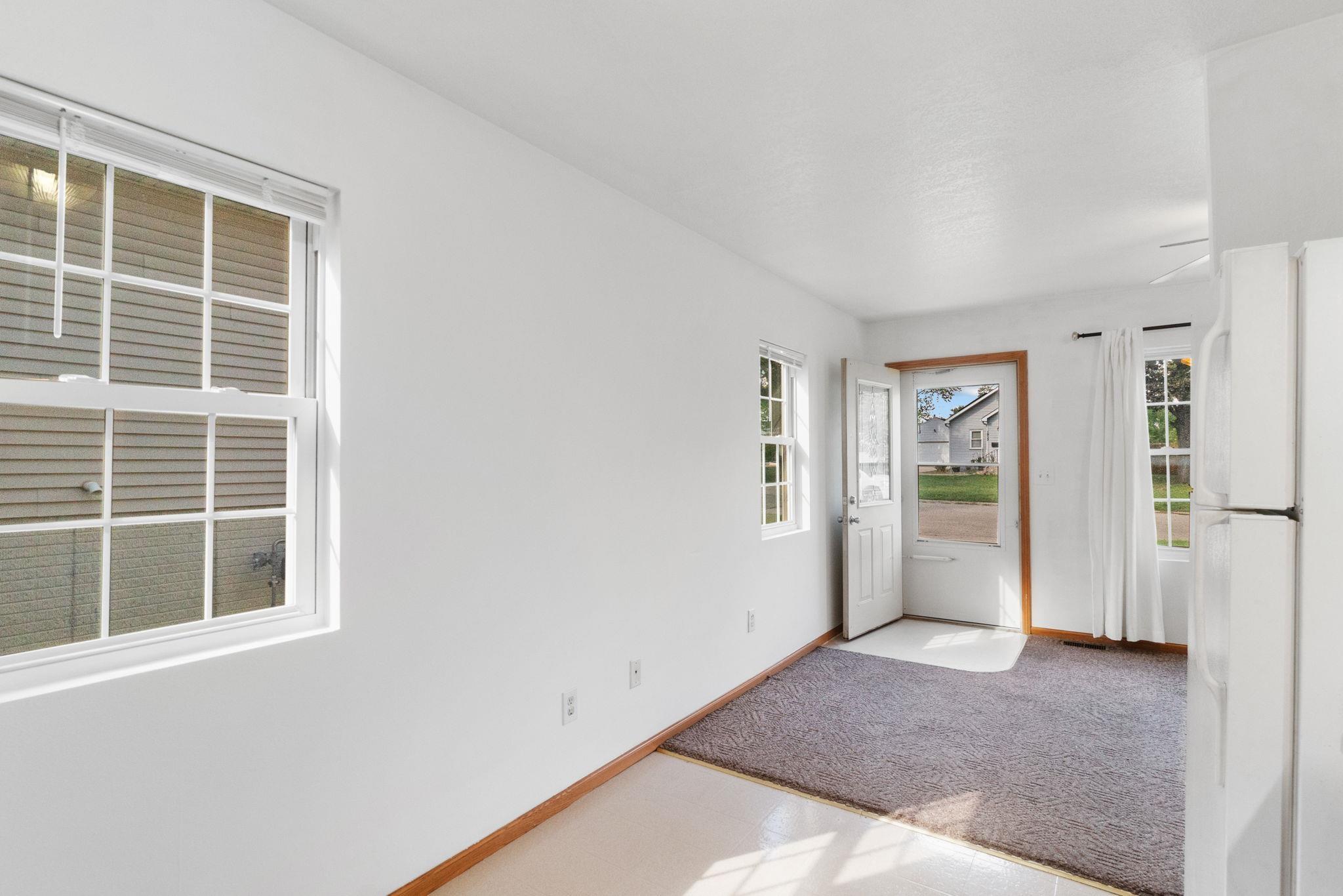 1920 Locke Avenue