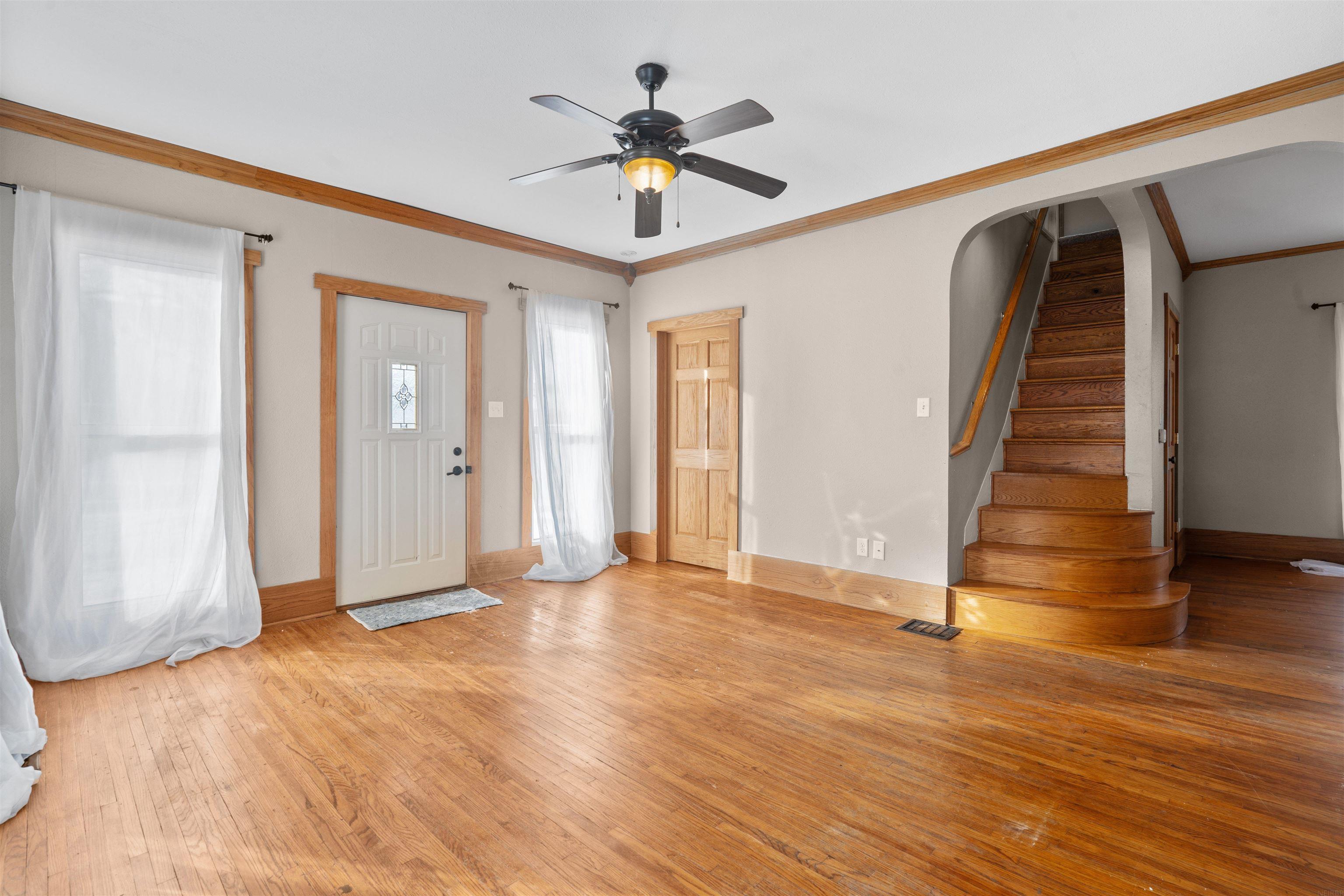 609 W 3rd Street