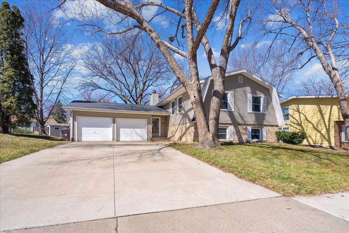 3827 Convair Lane