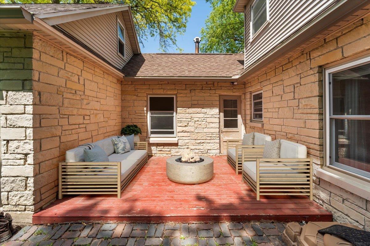 2503 Franklin Street