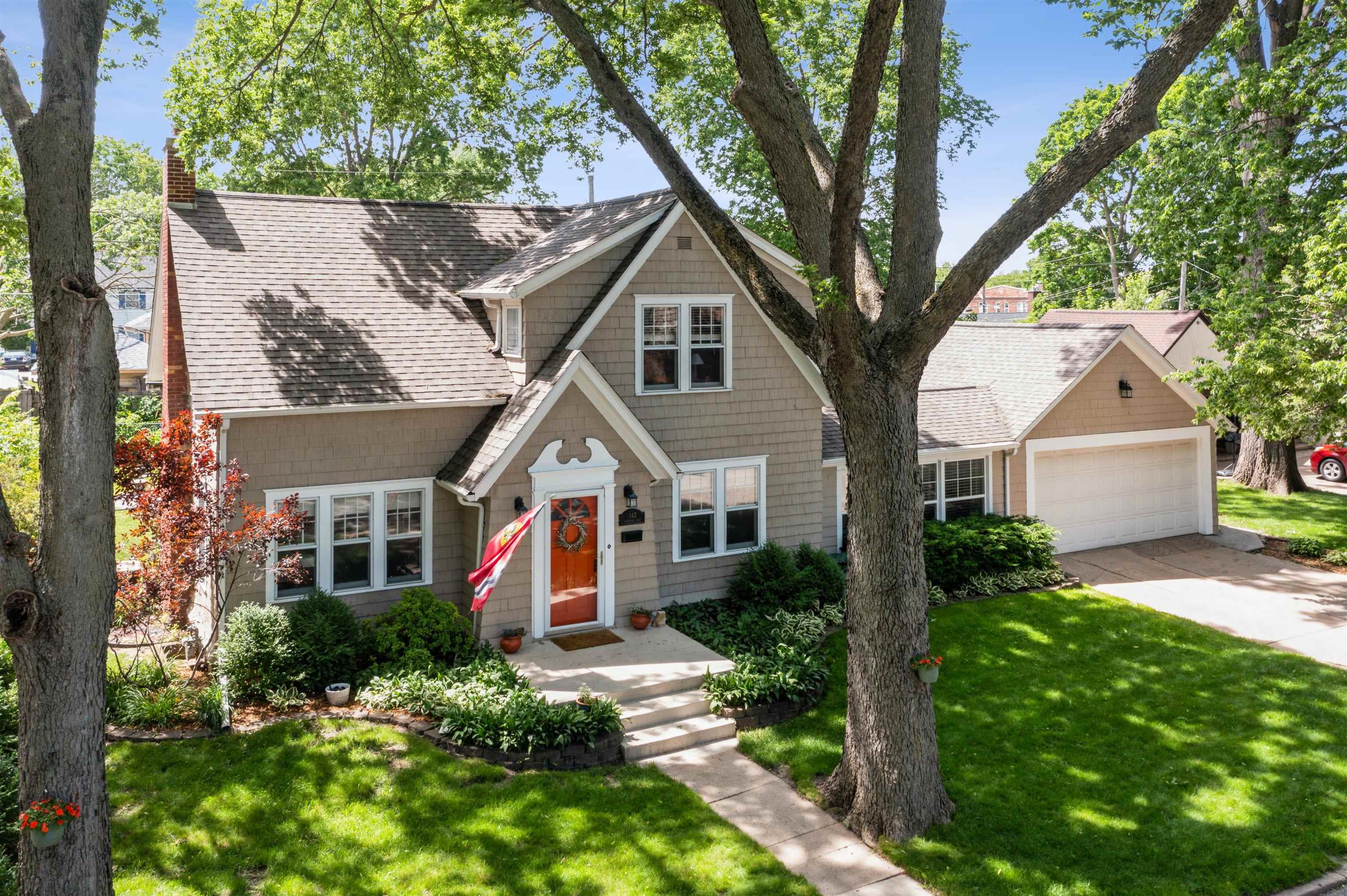 142 Graceline Boulevard