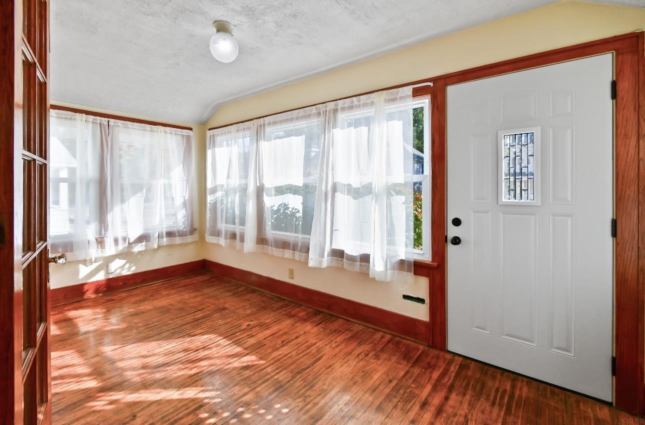 1307 Bertch Avenue