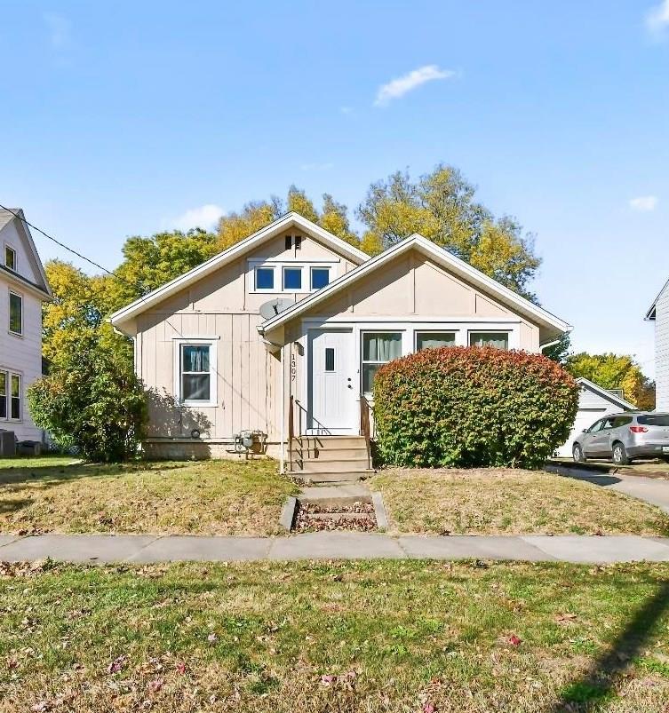 1307 Bertch Avenue