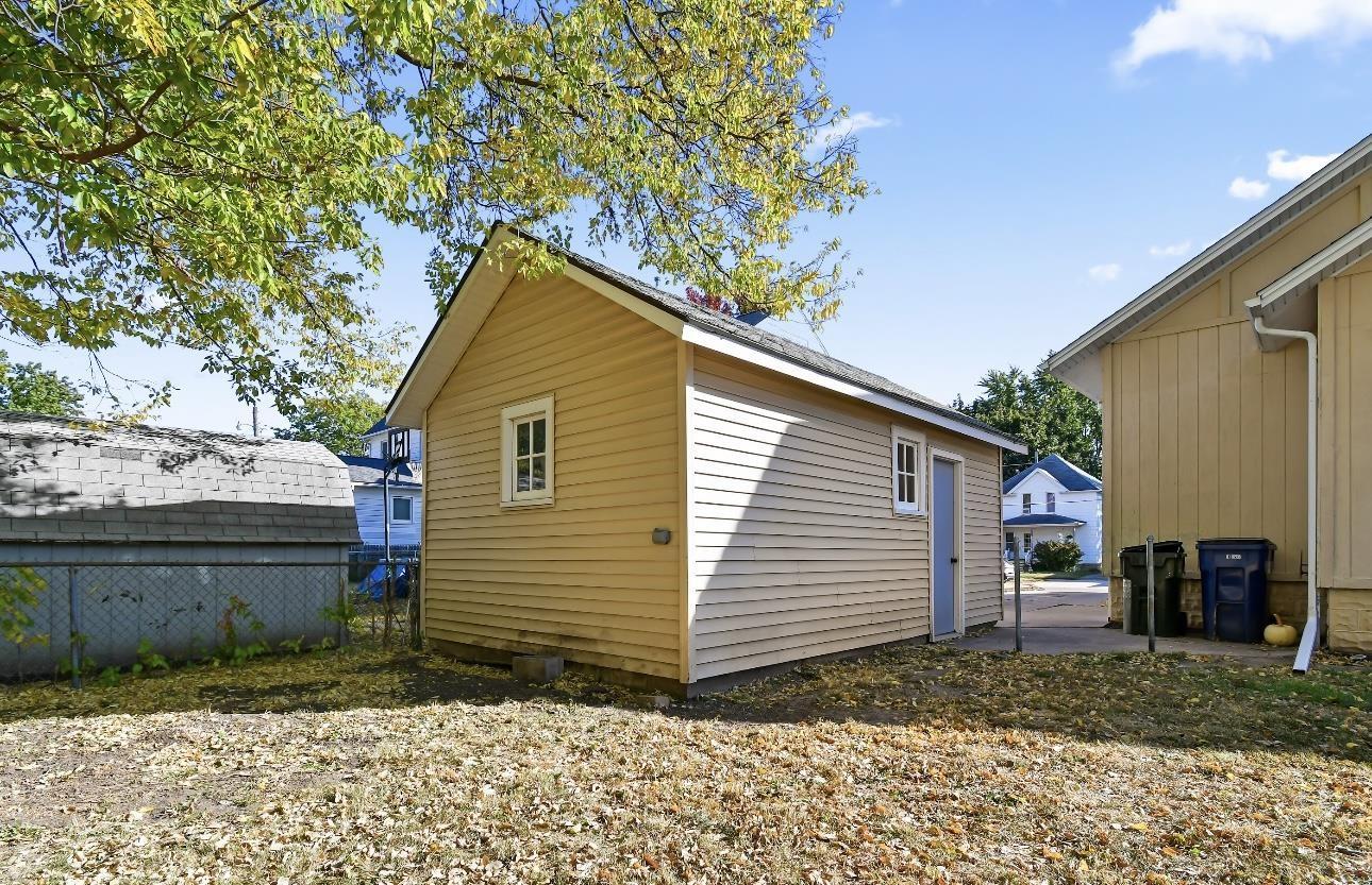 1307 Bertch Avenue