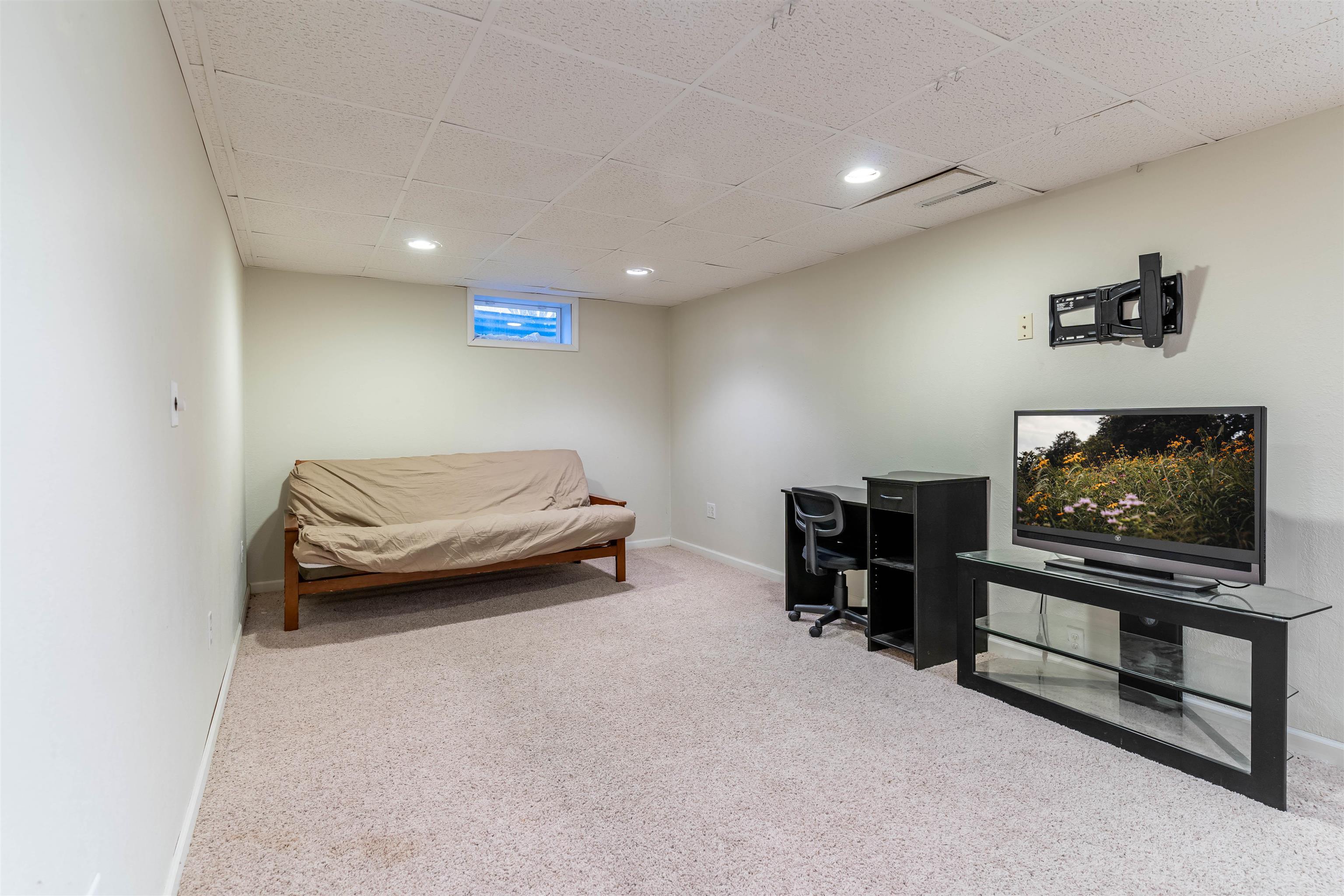 1505 Lilac Lane