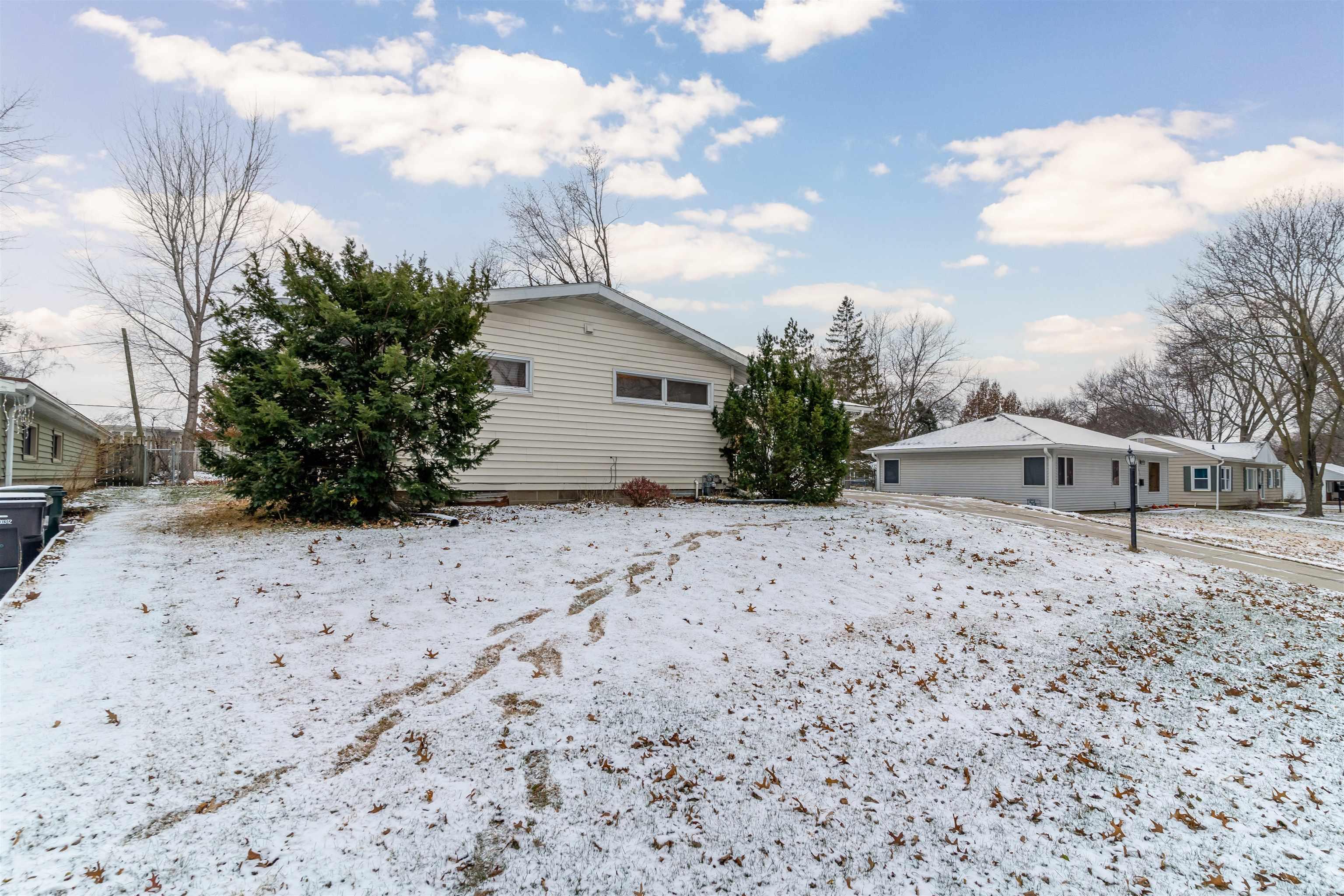 1505 Lilac Lane