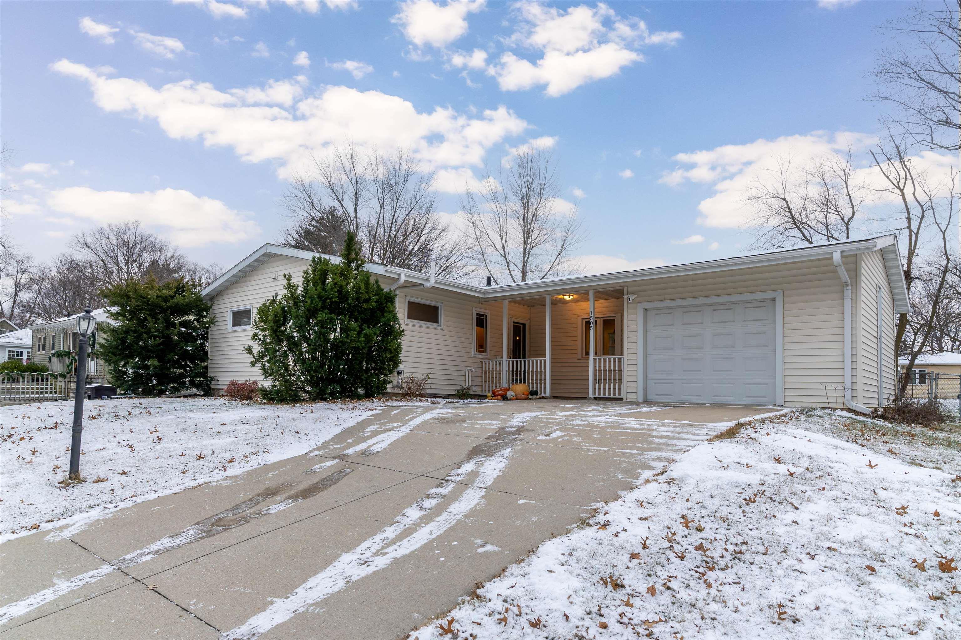 1505 Lilac Lane