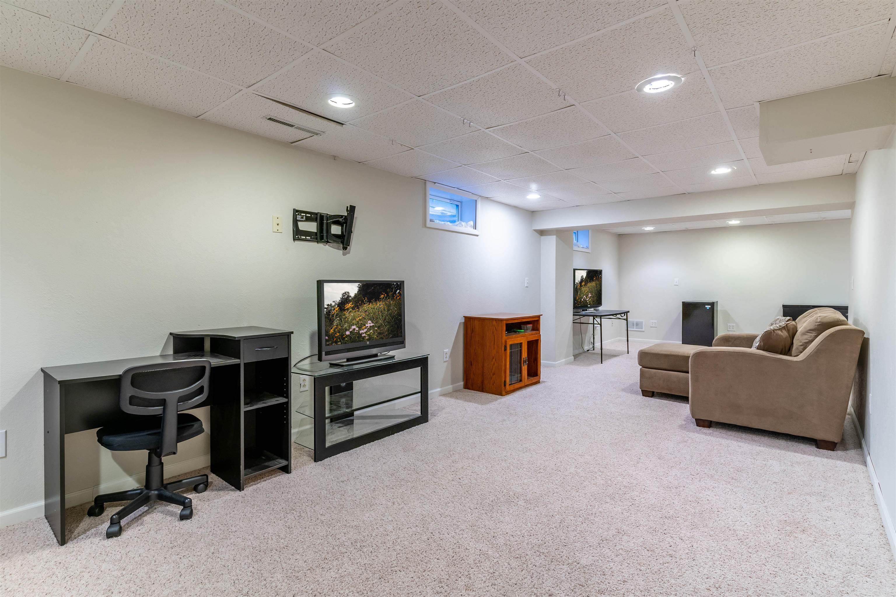1505 Lilac Lane