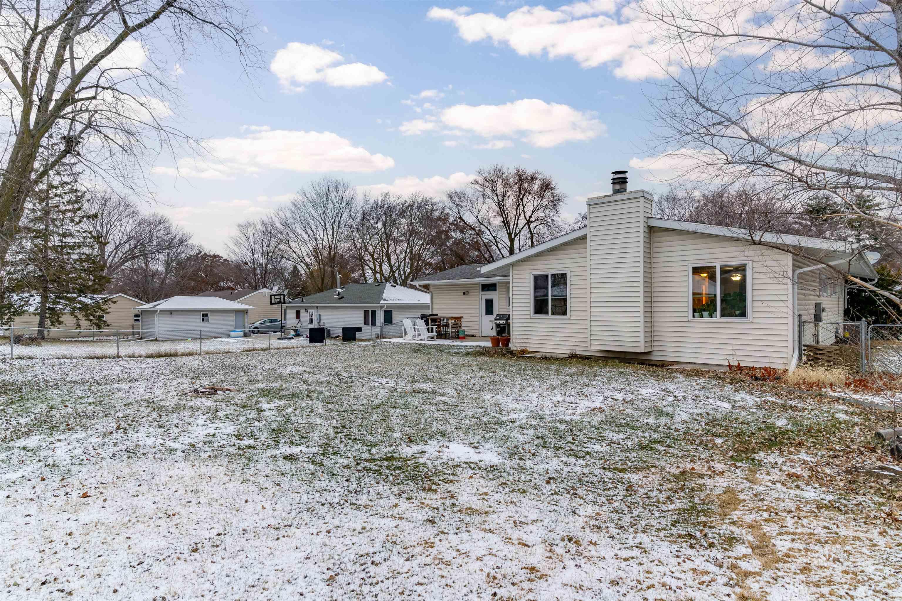 1505 Lilac Lane