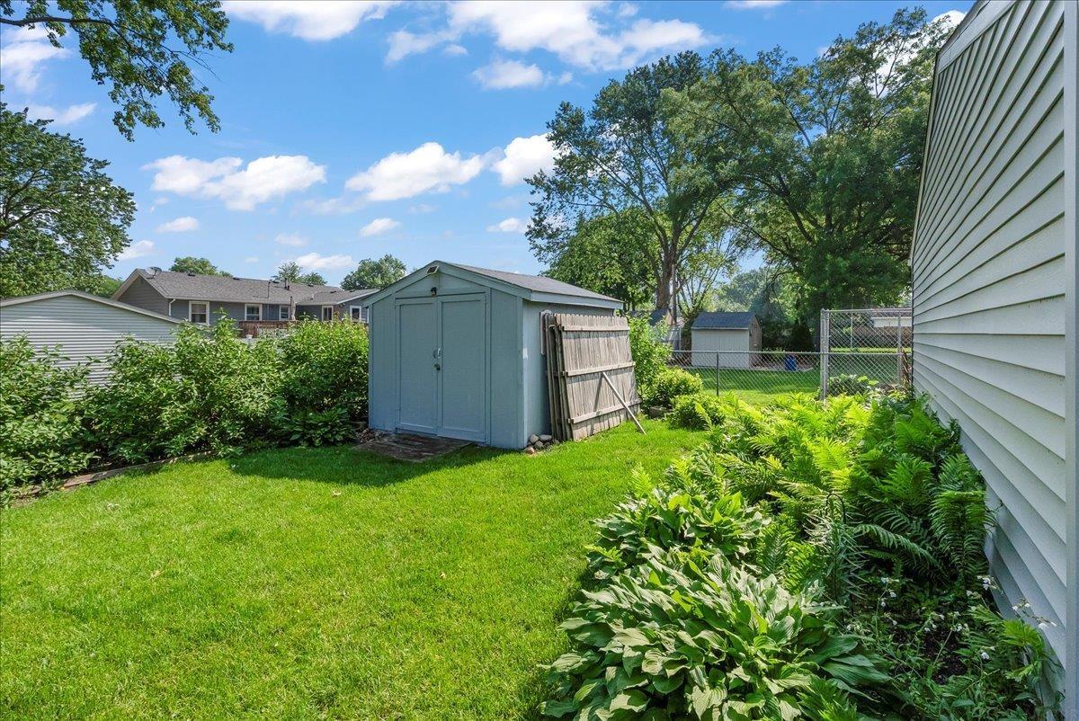818 Calumett Drive